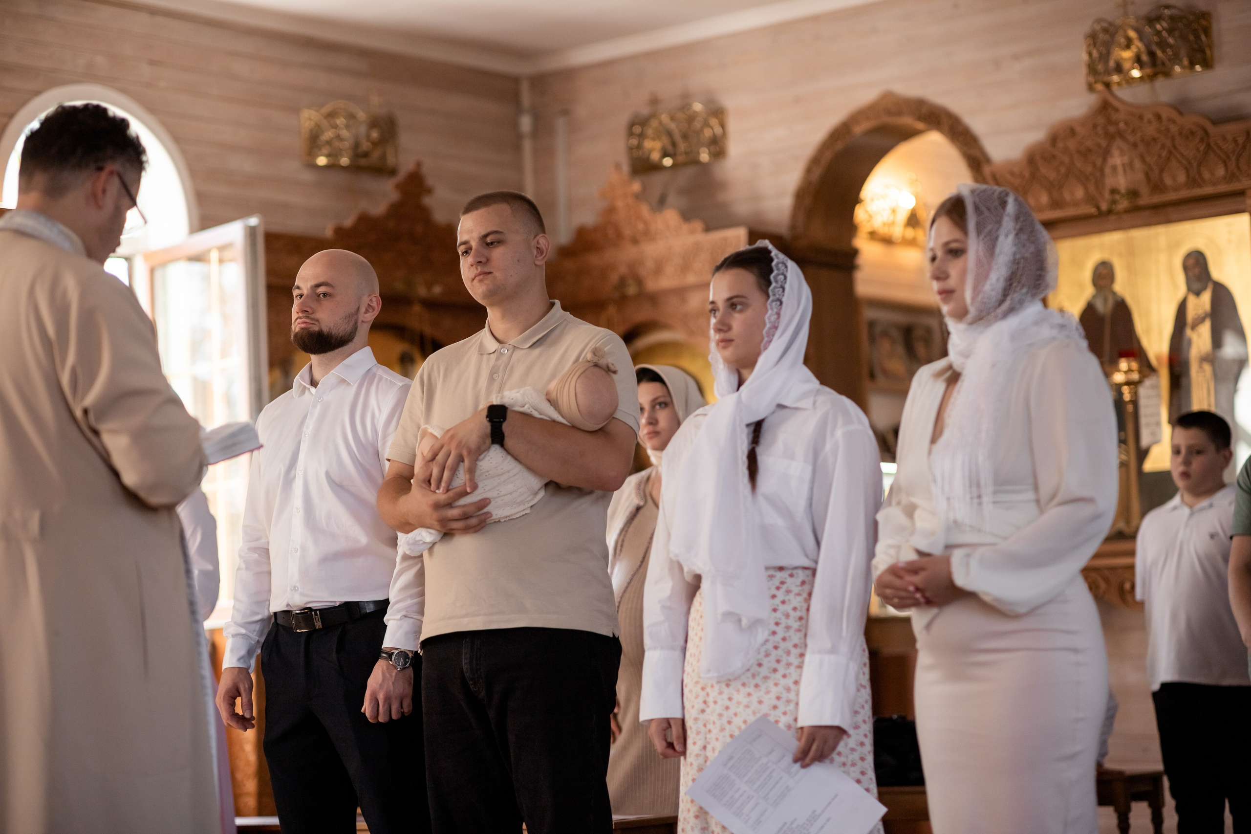 Крещение в Церкви Ватопедской иконы Божией Матери Отрада и Утешение. Олеся Семейская свадебный и семейный фотограф в Ростове-на-Дону