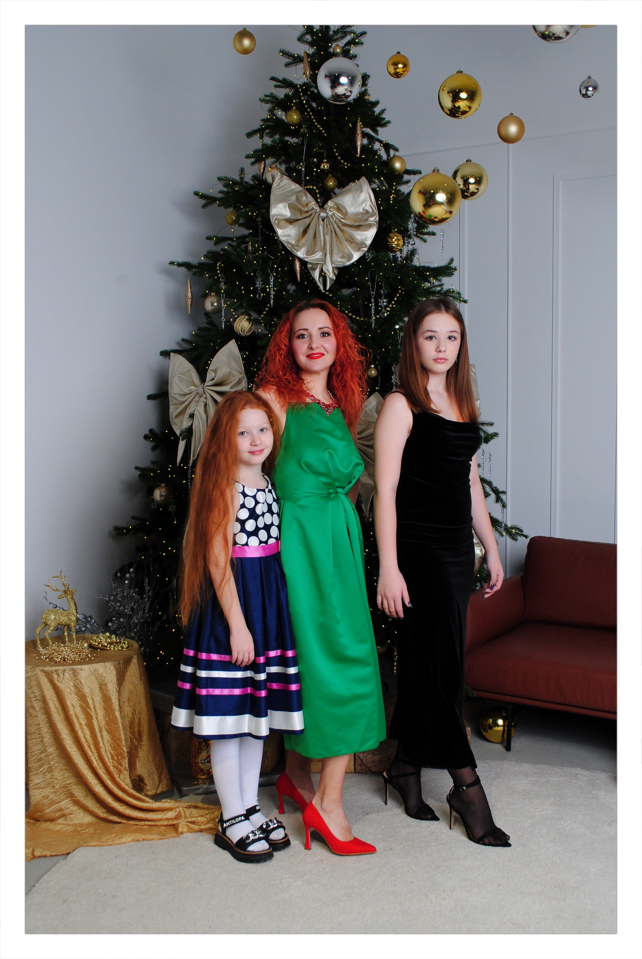 Галина и дочери. Фотограф Мария Мусаелян