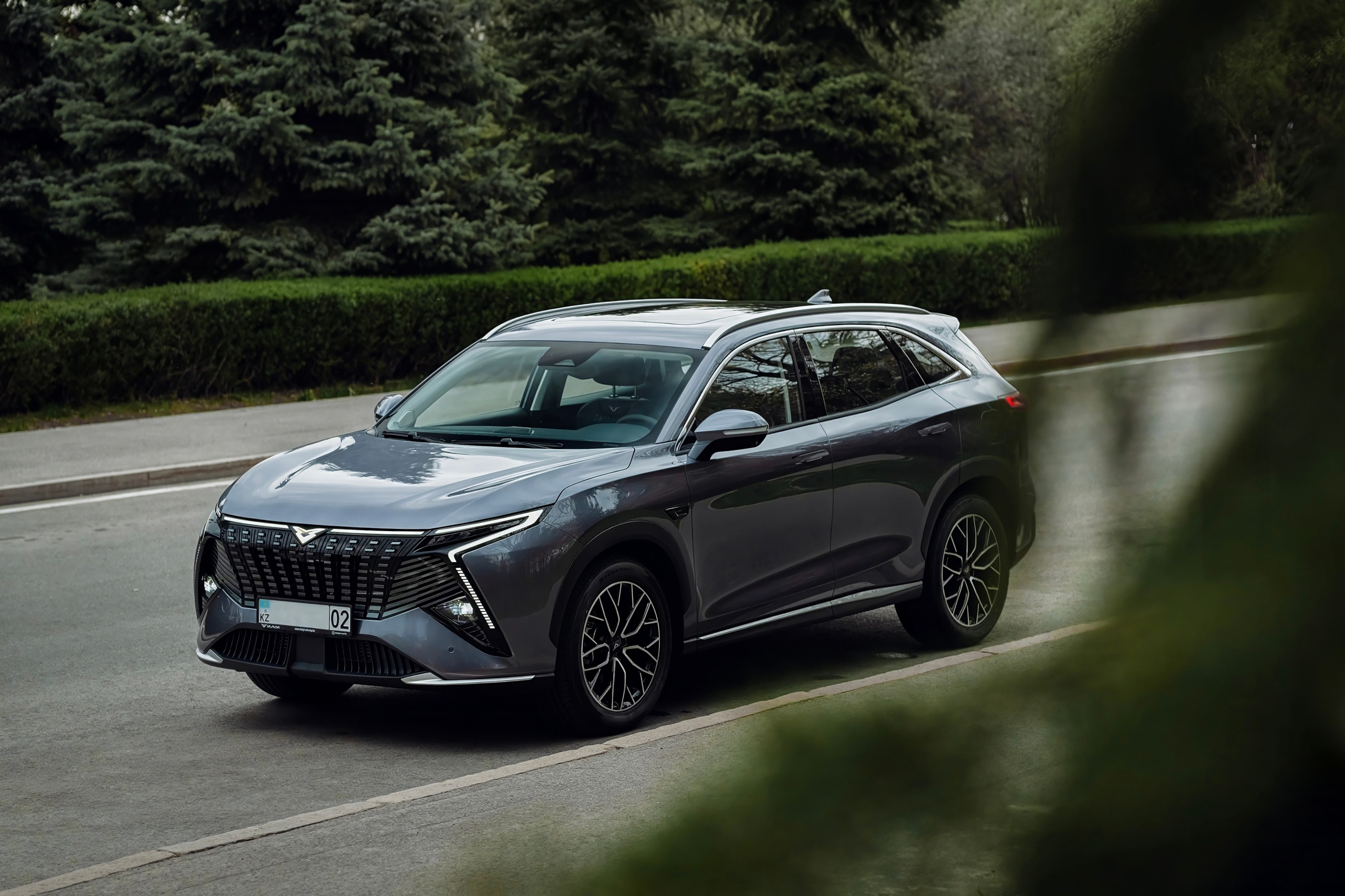 Kaiyi x7 (2025). Рекламный и портретный фотограф в Алматы, обучение для фотографов — Равиль Абушаев