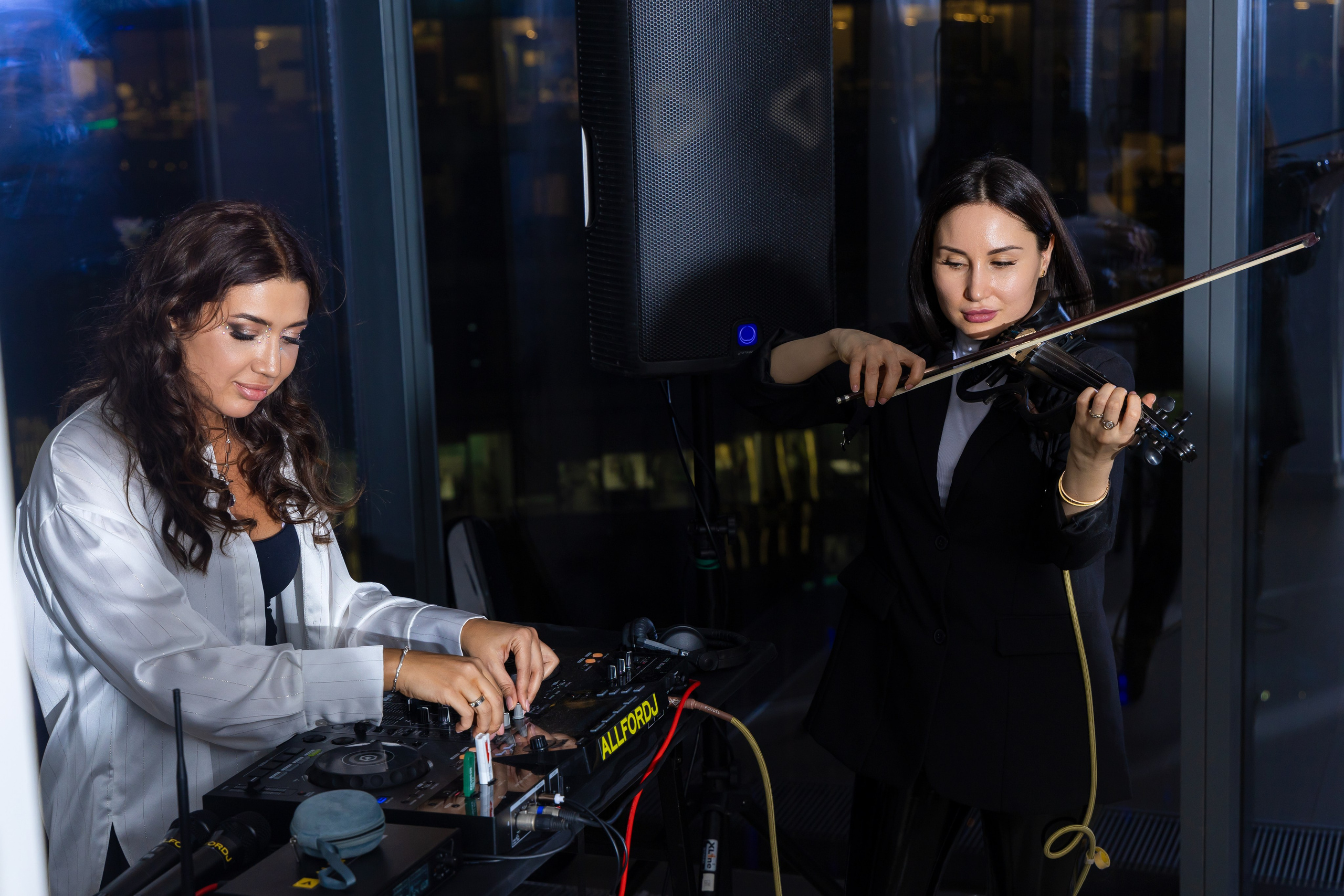 Девичник. Photomantis