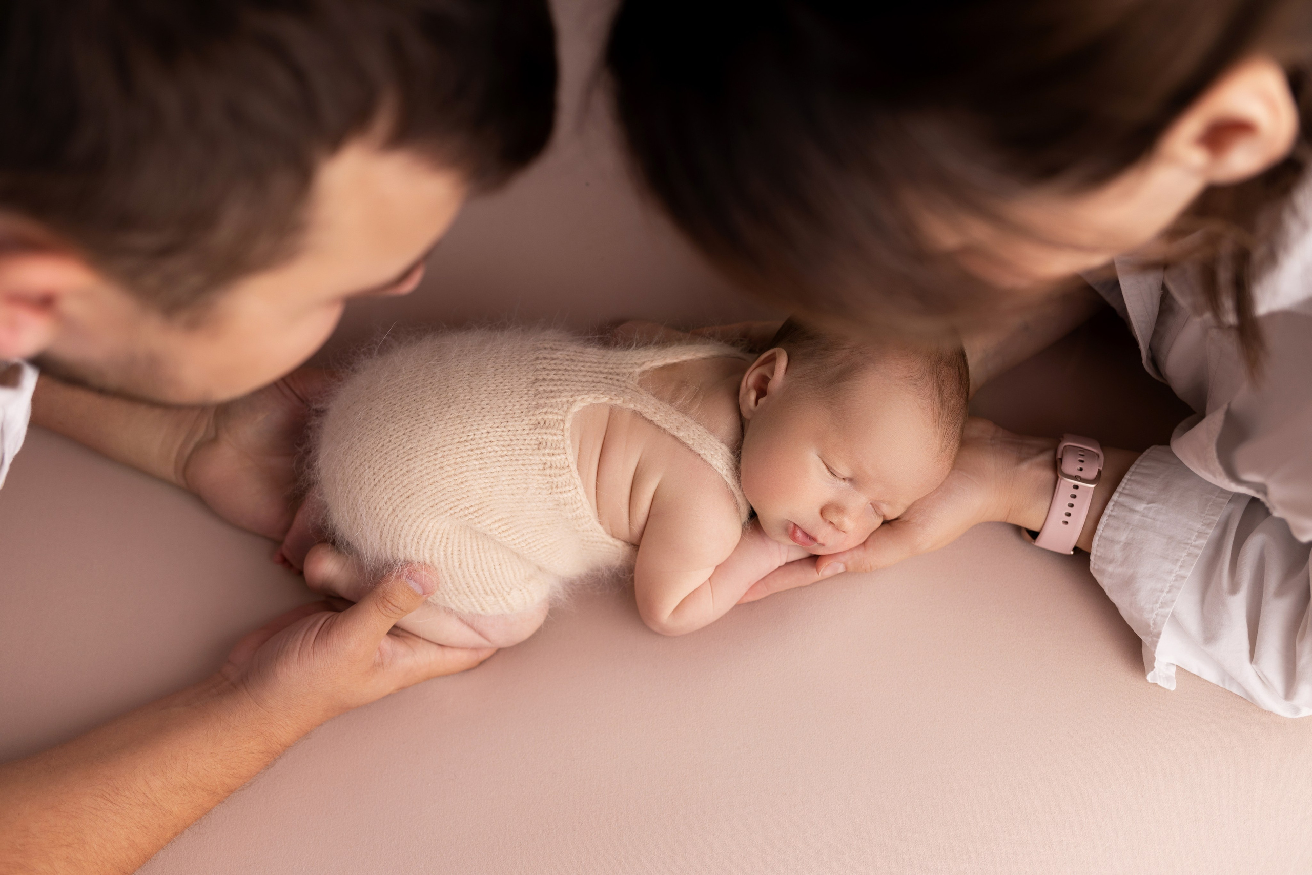 Фотограф новорожденных малышей в Омске и Омской области Эльвира Камаева