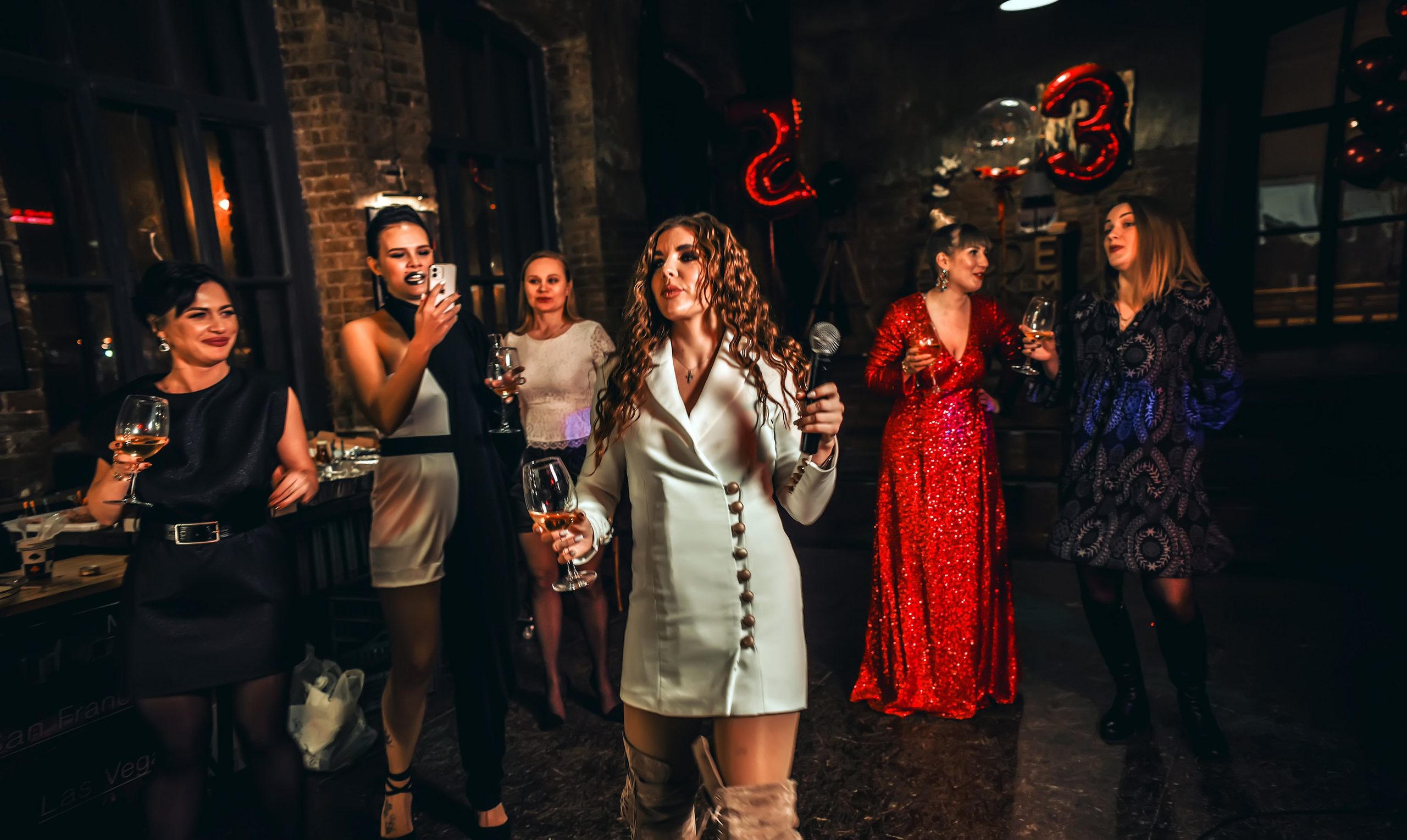 Тематическая вечеринка на юбилей 35 лет. Свадебный, семейный, детский, контент фотограф в Омске Максим Ильин