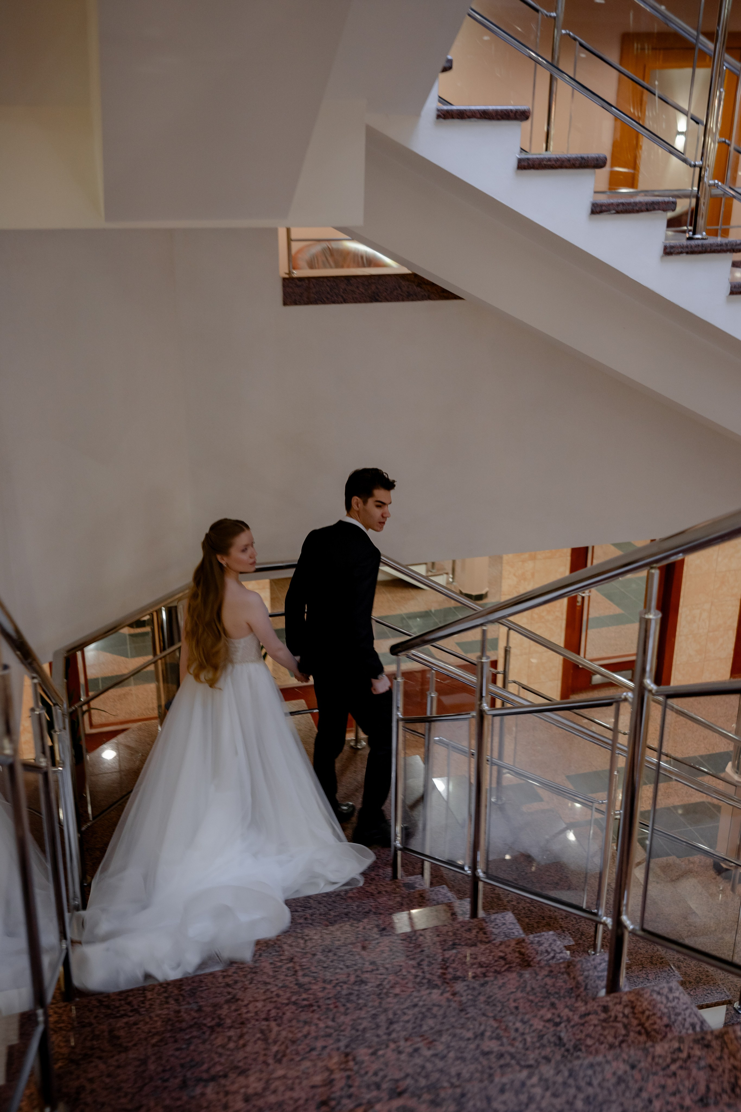 СВАДЕБНАЯ СЬЕМКА СБОРОВ В ОТЕЛЕ И ВЫЕЗД НА ЦЕРЕМОНИЮ (СНЯТО В СИБИРЕ В НИЖНЕВАРТОВСКЕ). Профессиональный фотограф, Санкт-Петербург — Виктория Богомолова