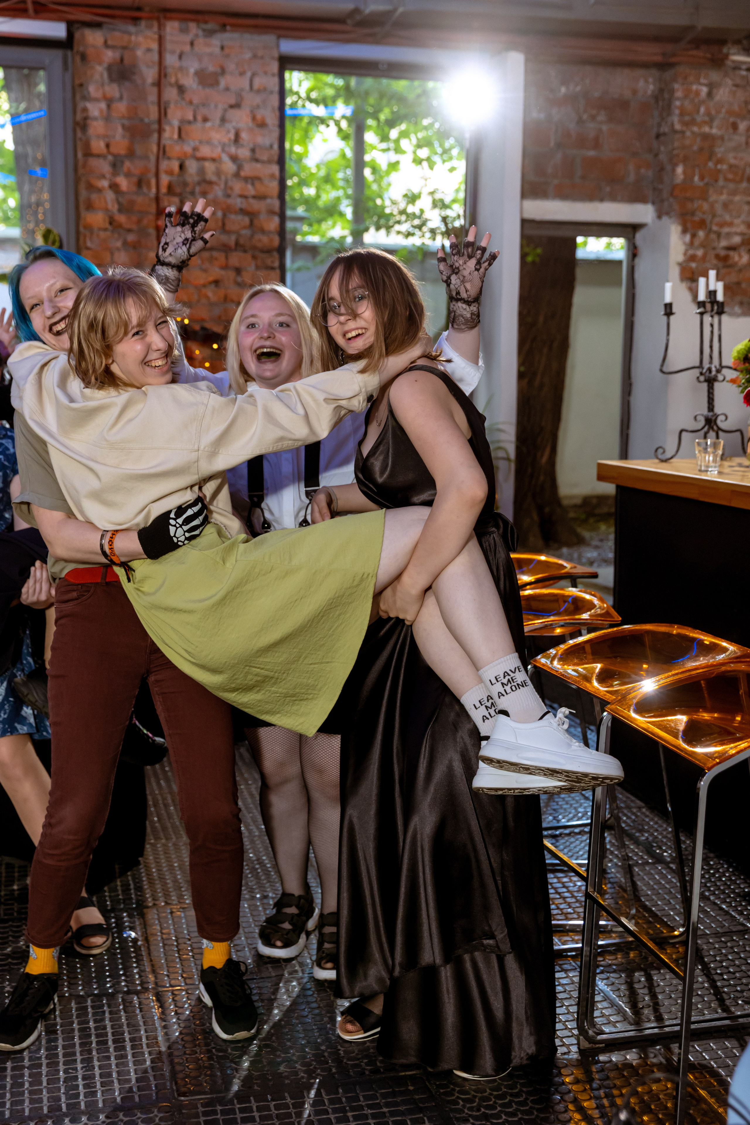 Фотограф. на школьный выпускной. Фотограф на праздник, корпоратив, День Рождения и Юбилей в г. Санкт-Петербурге Алексей Анкушев