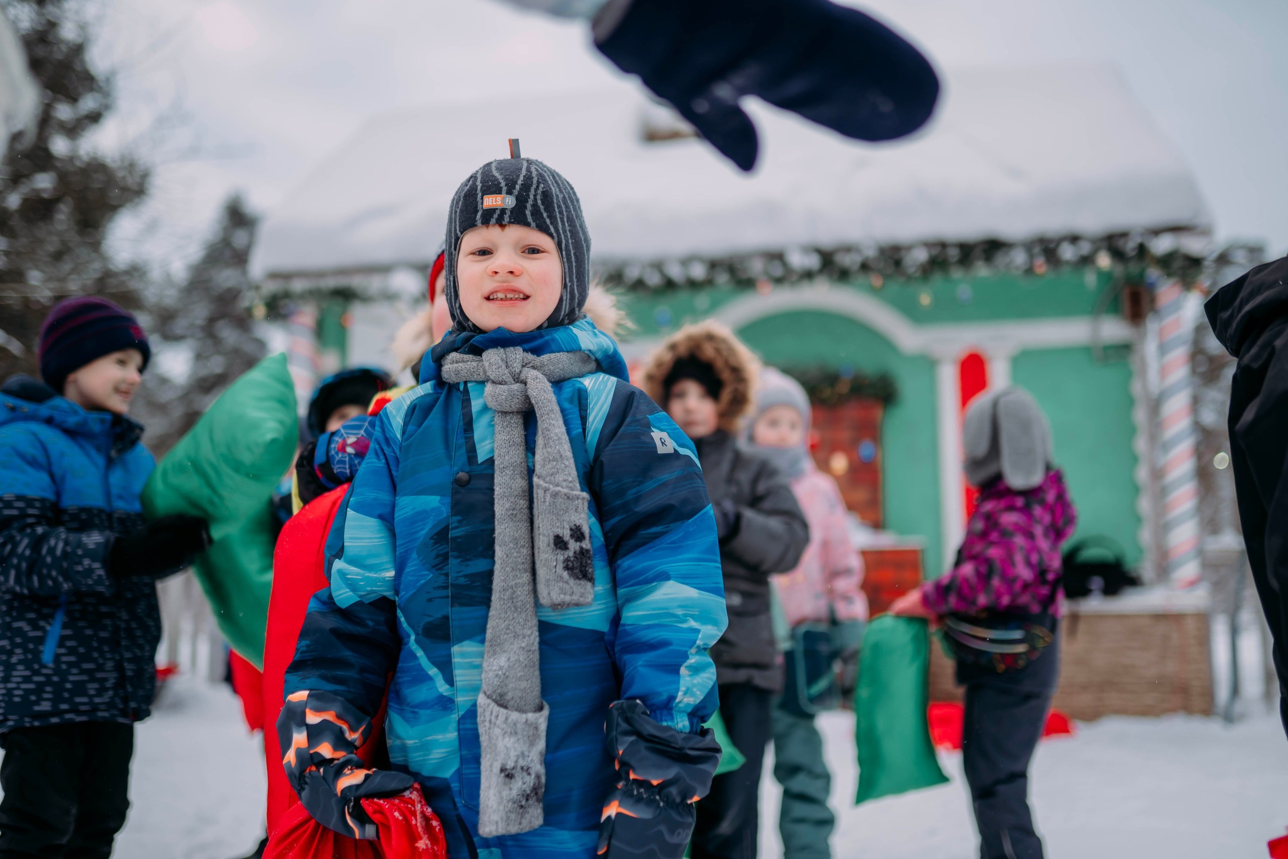 Репортажная съемка новогоднего мероприятия. Семейный и детский фотограф в Кирове Сильвия Михеева