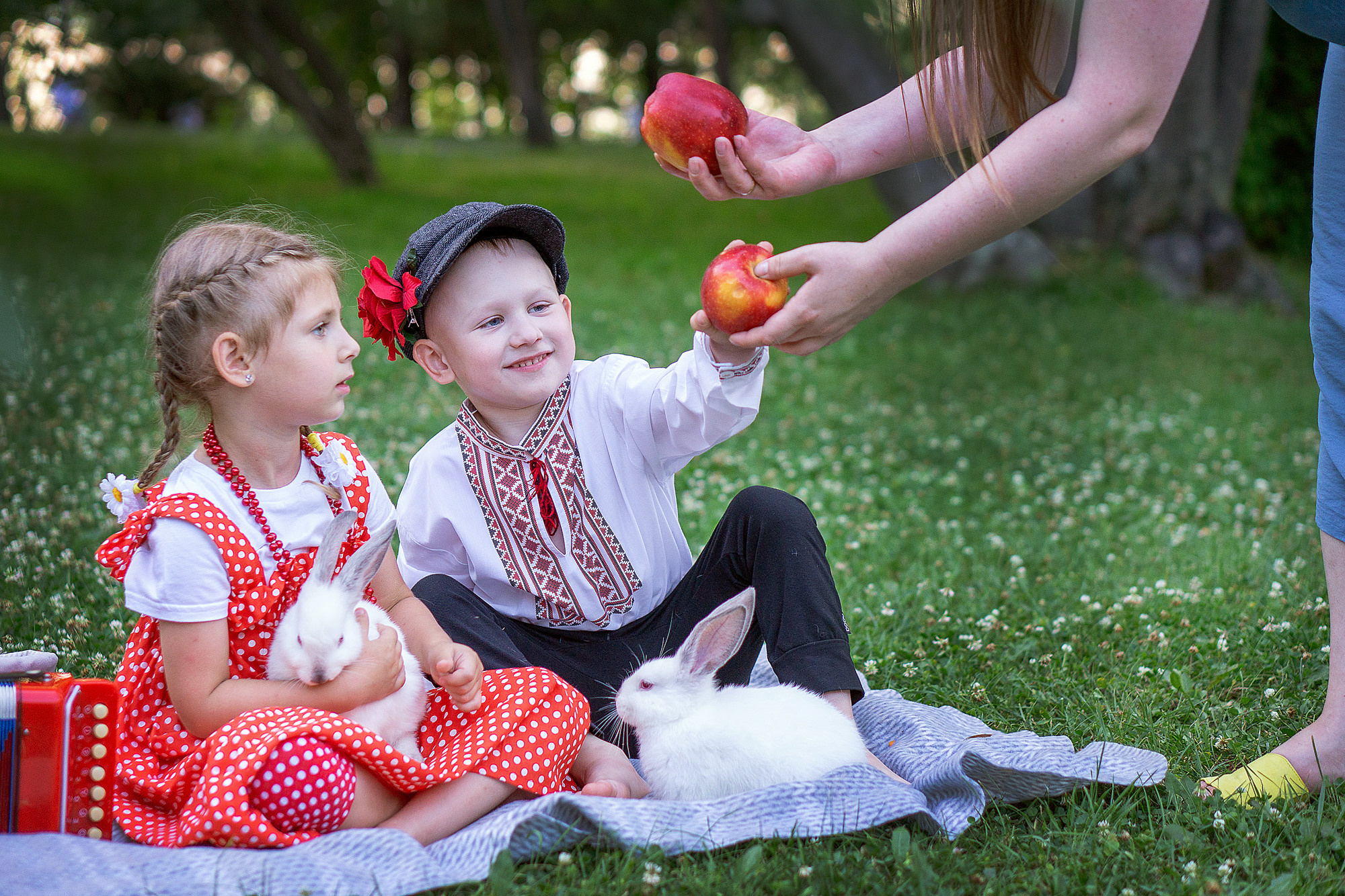 Пикник с кроликами. Семейный и детский фотограф в Хабаровске Анна Гриневич