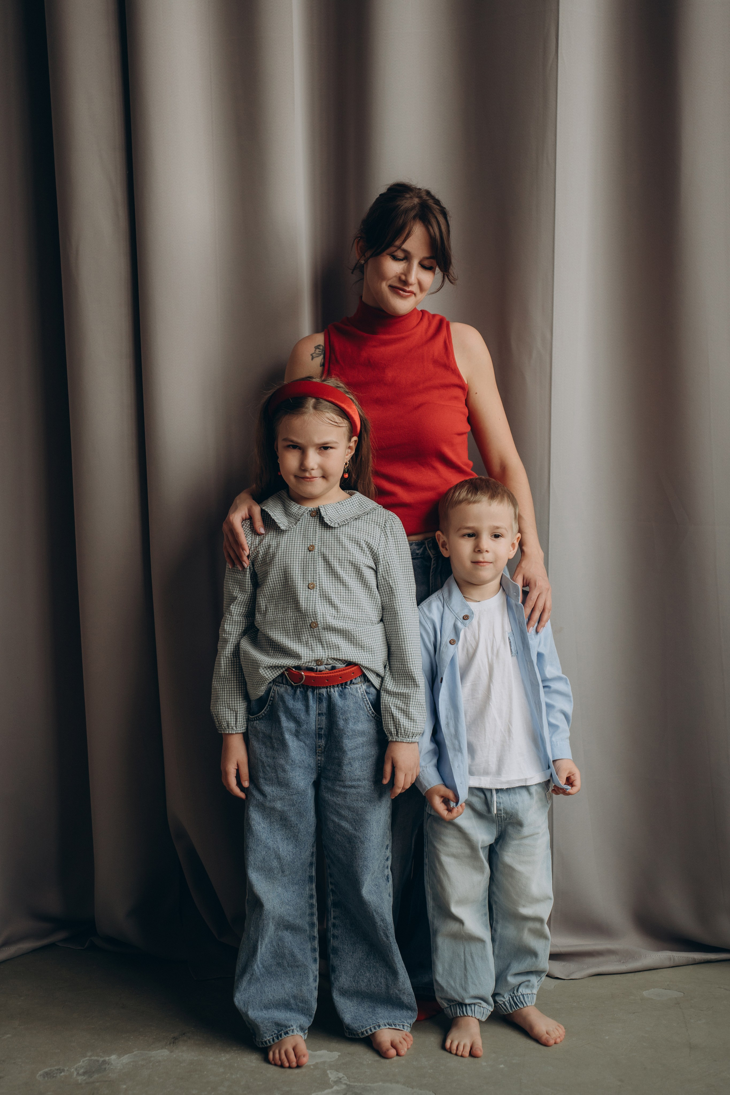 Мила, Вика и Сава. Семейный фотограф • Домашние съемки в Нижнем Новгороде
