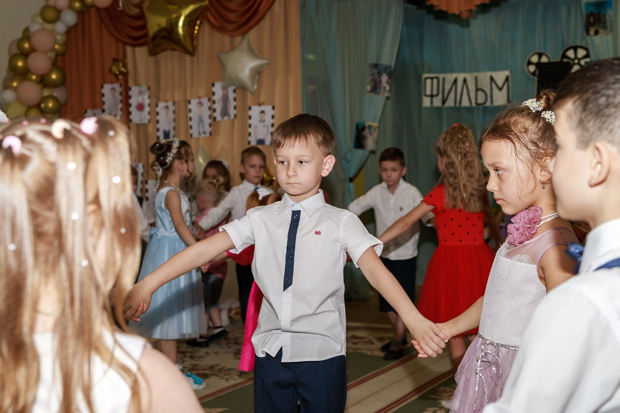 Съёмка Выпускного в садике. Фотограф-дизайнер, семейный фотограф, фуд-фотограф в Москве и Московской области Лаврова Анна