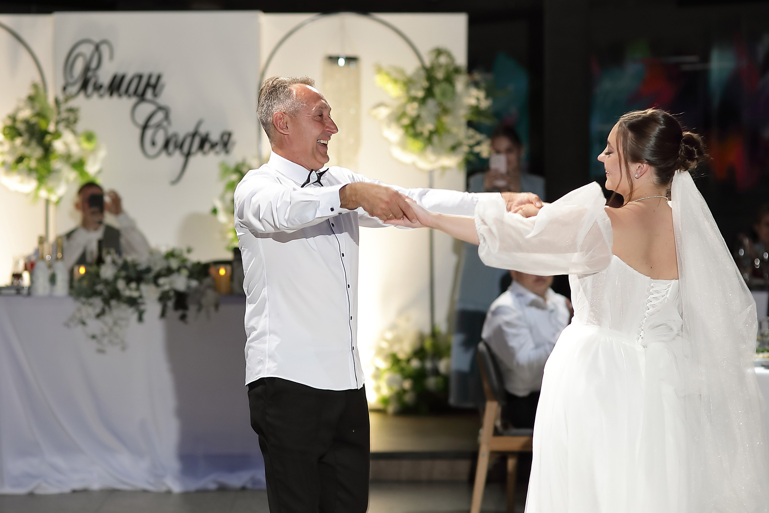 Роман и Софья. Свадебный и семейный фотограф и видеограф в Екатеринбурге Полянские Тимур и Анастасия