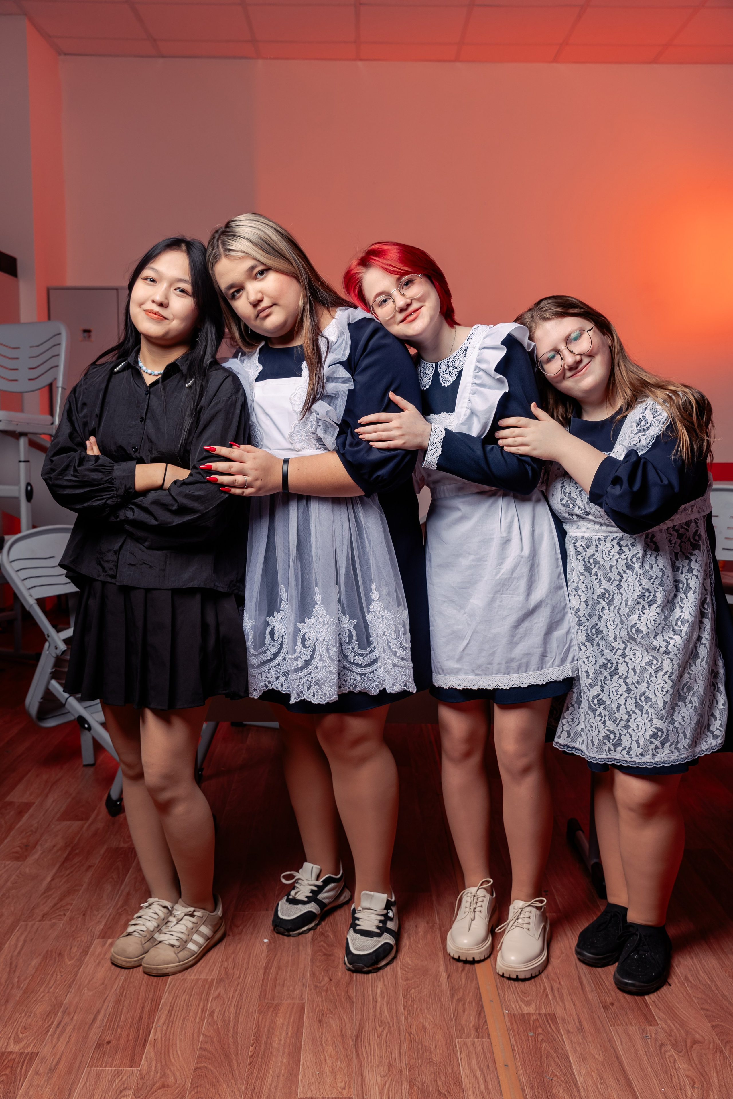 Позирование группы. Выпускные альбомы для детского сада и школы