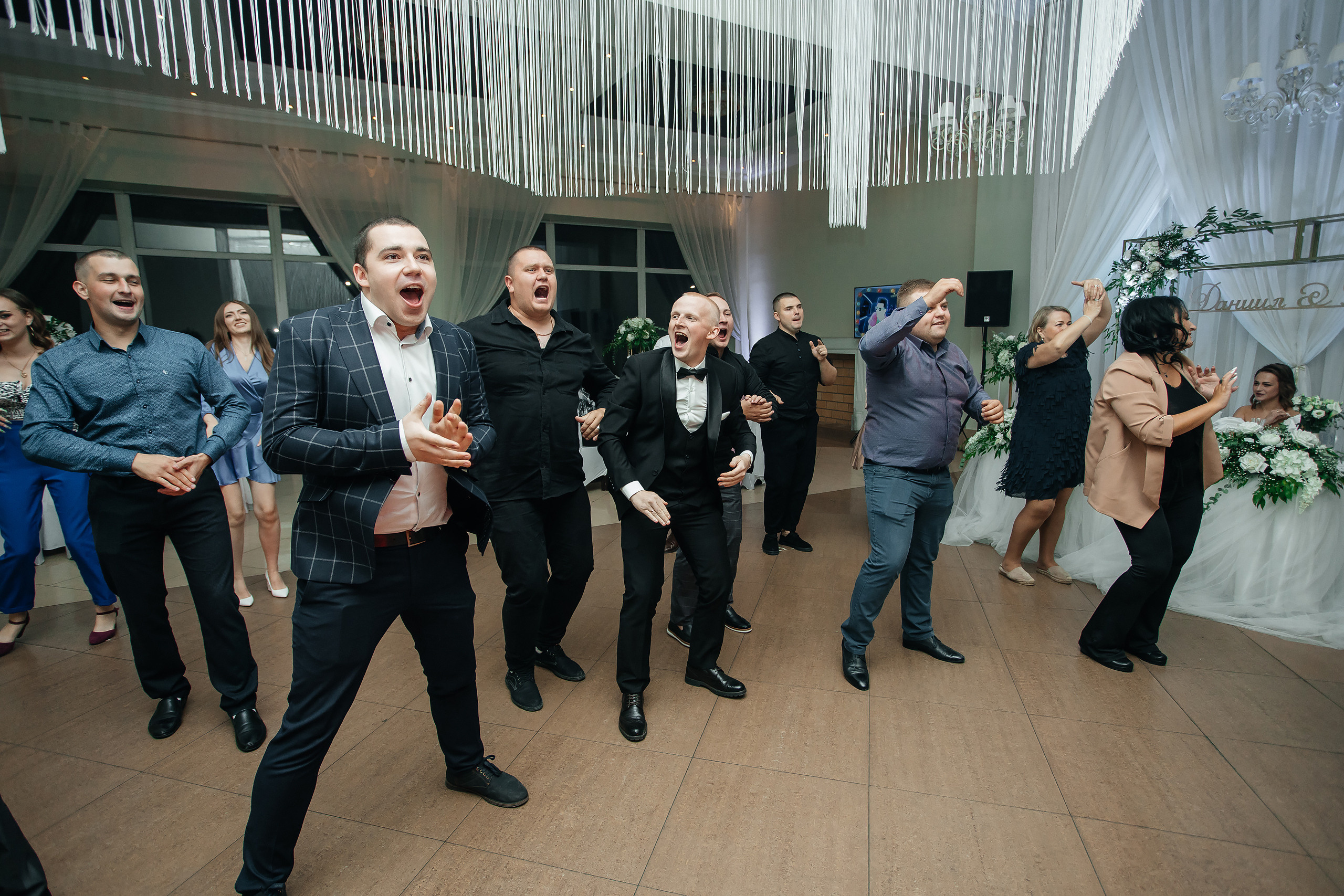 Даня и Даша. Ведущий на свадьбу в Балашихе, Железнодорожном, Москве Евгения Гундер