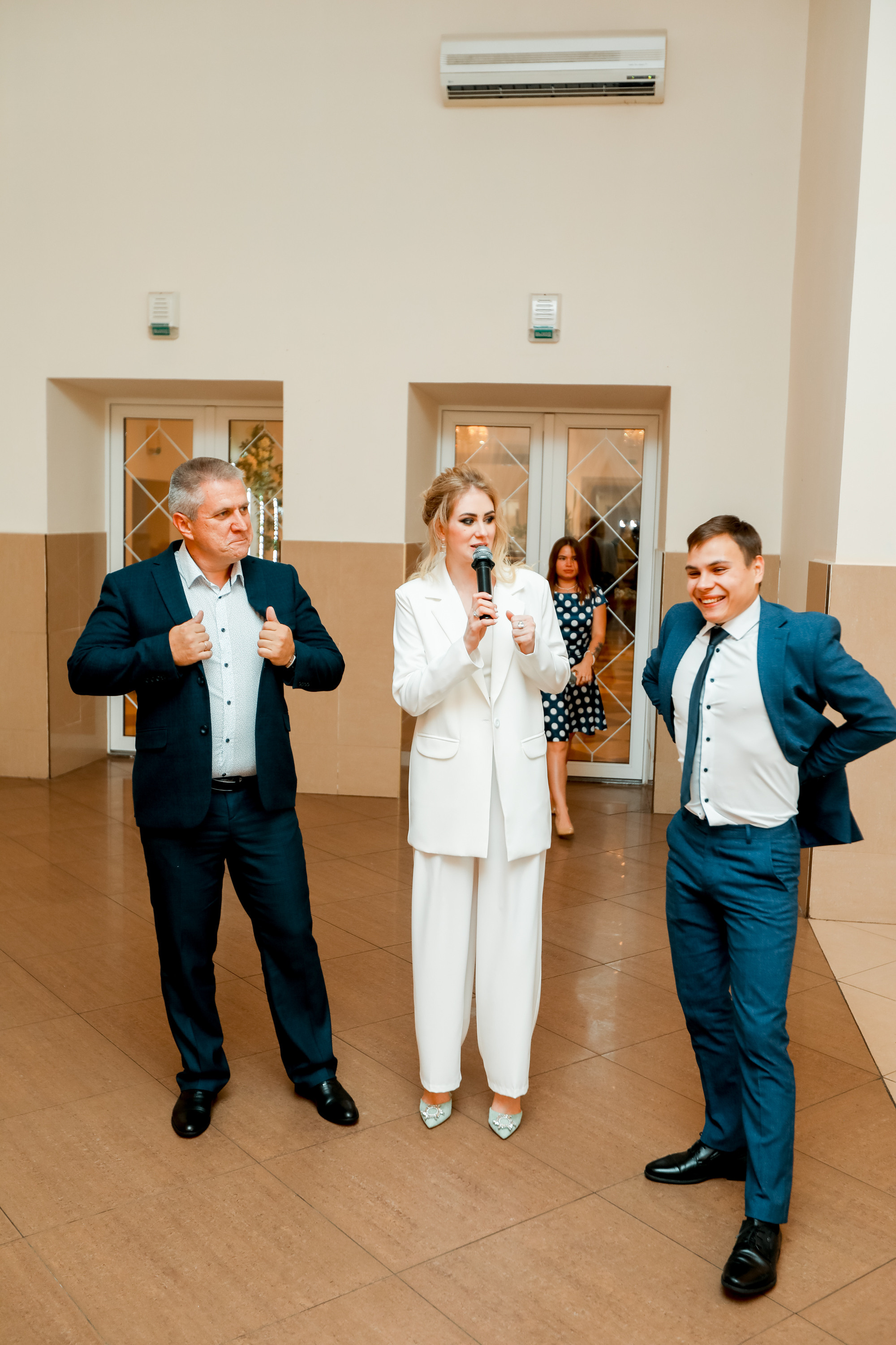 Даниил и Ангелина. Ведущий на свадьбу в Балашихе, Железнодорожном, Москве Евгения Гундер