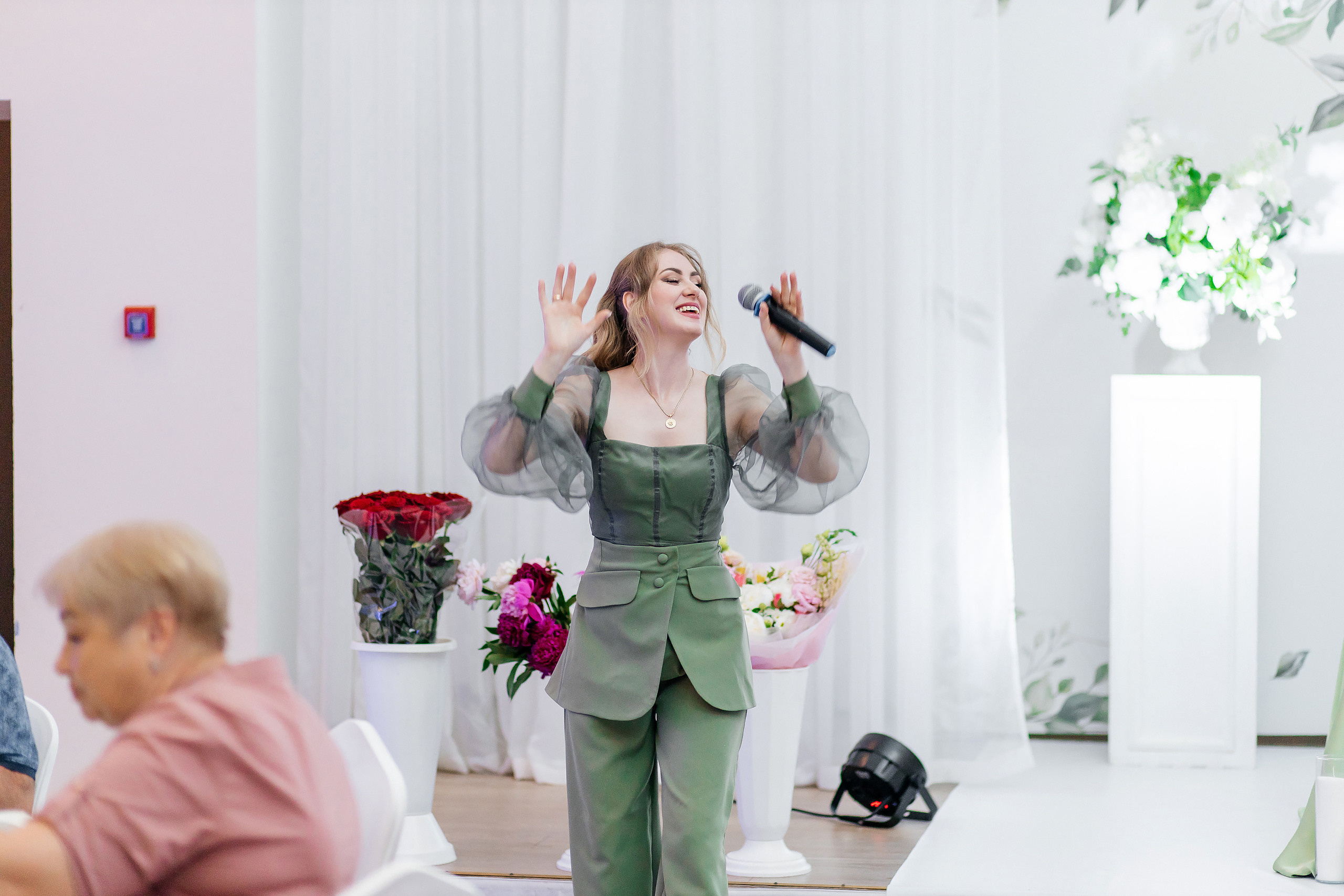 Сережа и Даша. Ведущий на свадьбу в Балашихе, Железнодорожном, Москве Евгения Гундер