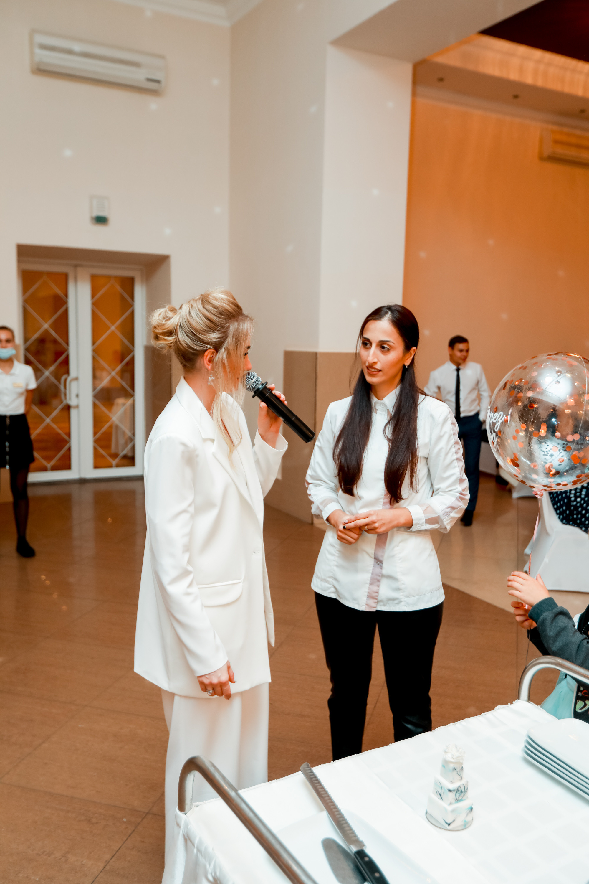 Даниил и Ангелина. Ведущий на свадьбу в Балашихе, Железнодорожном, Москве Евгения Гундер