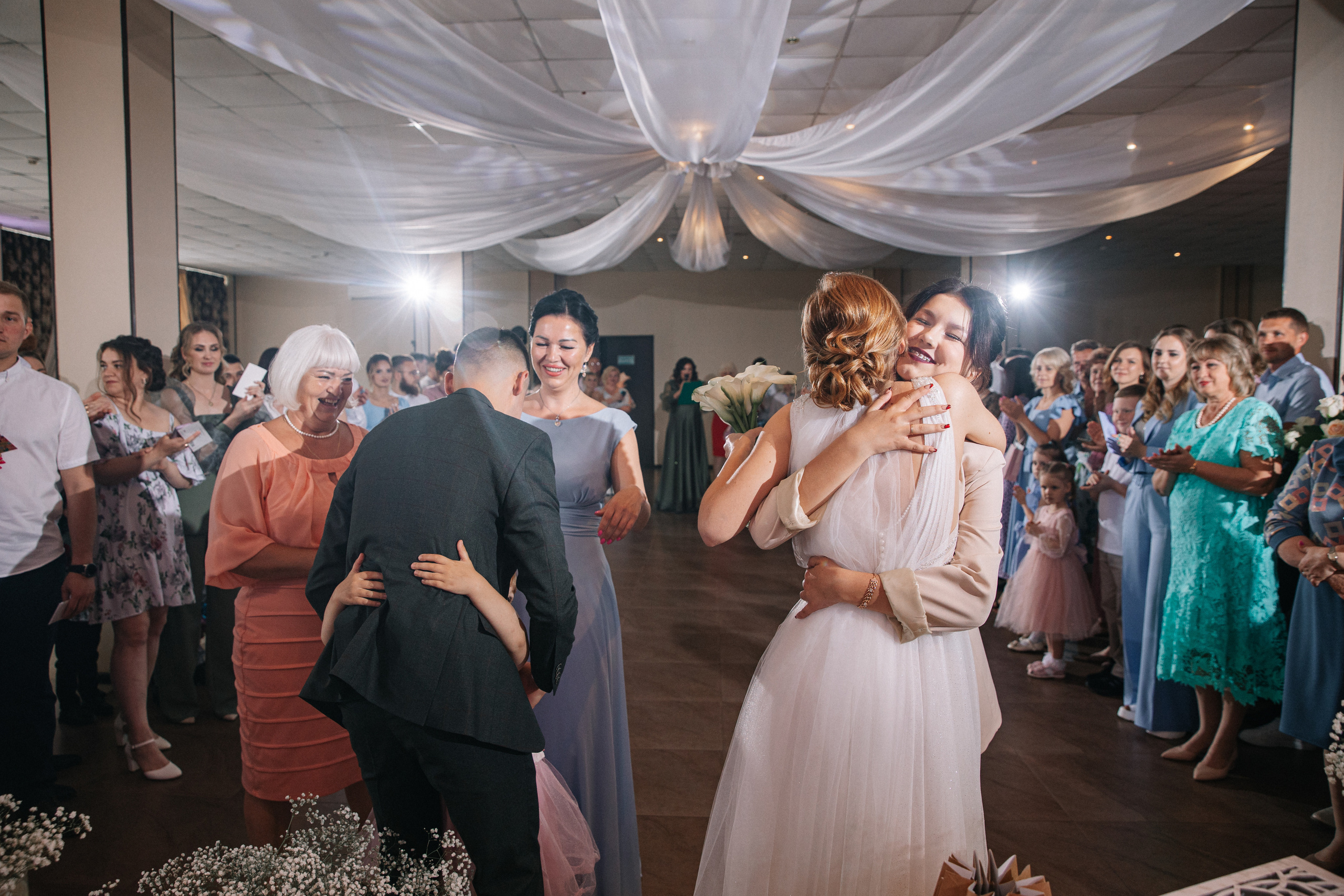 Рома и Вика. Ведущий на свадьбу в Балашихе, Железнодорожном, Москве Евгения Гундер