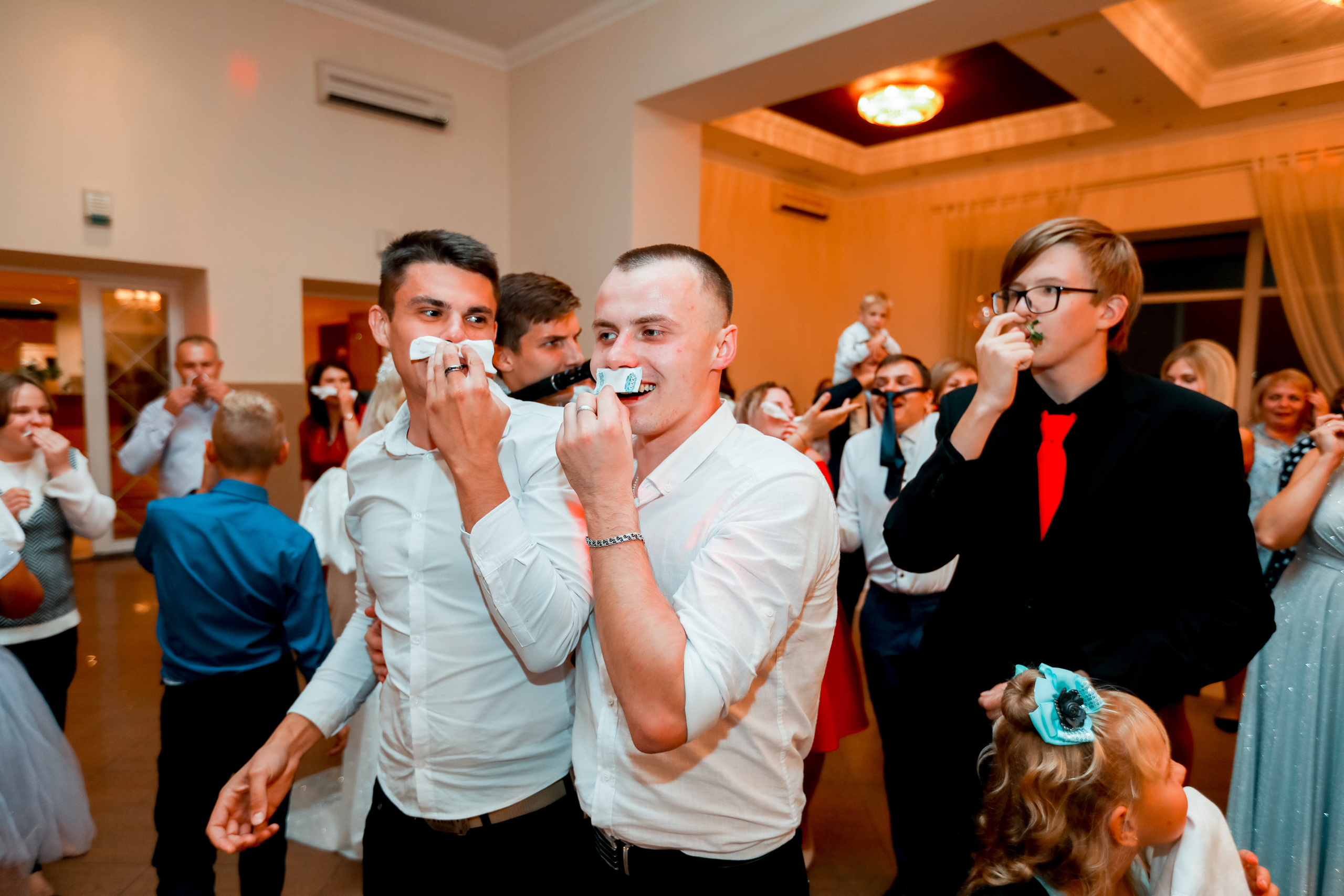 Даниил и Ангелина. Ведущий на свадьбу в Балашихе, Железнодорожном, Москве Евгения Гундер