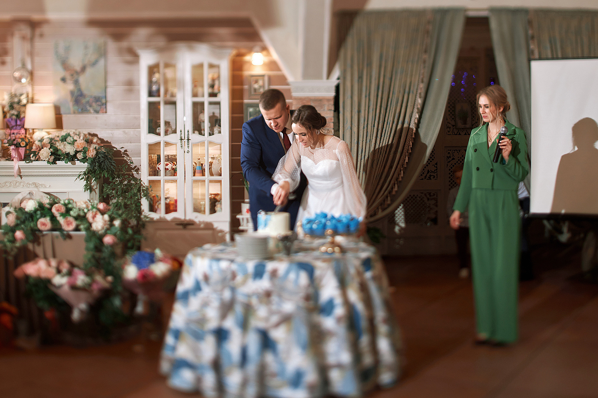 Вадим и Катя. Ведущий на свадьбу в Балашихе, Железнодорожном, Москве Евгения Гундер