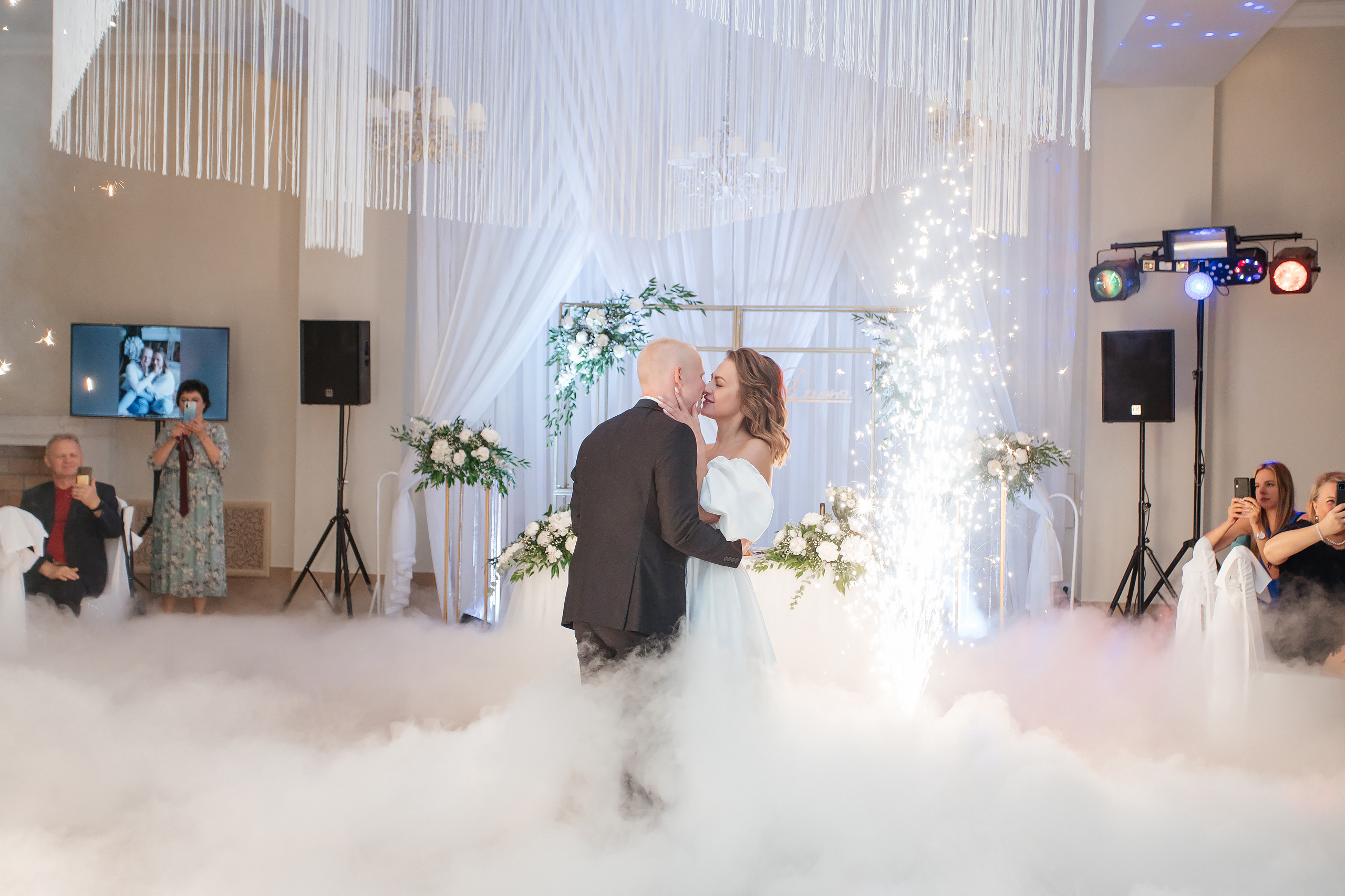 Даня и Даша. Ведущий на свадьбу в Балашихе, Железнодорожном, Москве Евгения Гундер