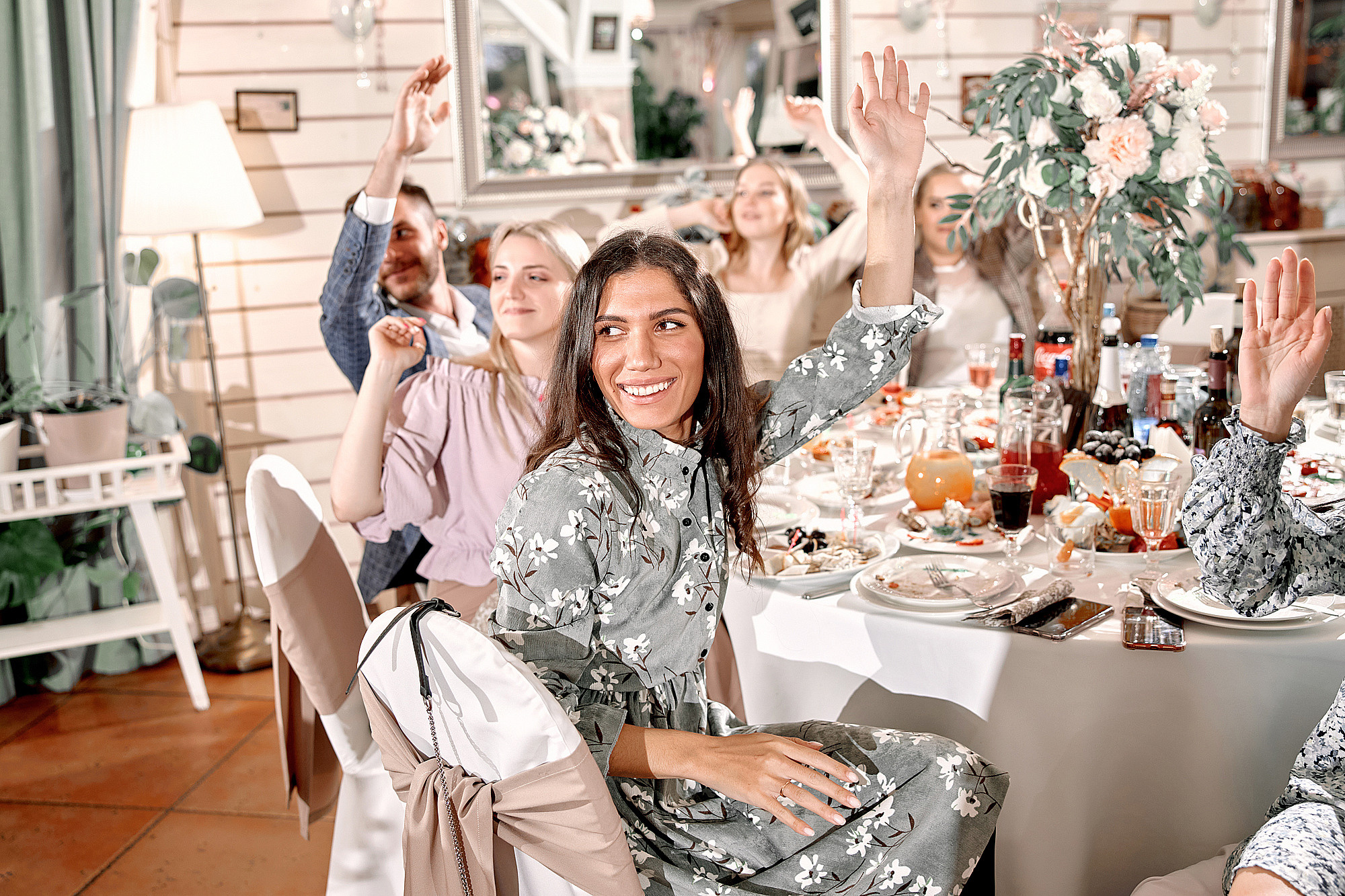 Вадим и Катя. Ведущий на свадьбу в Балашихе, Железнодорожном, Москве Евгения Гундер