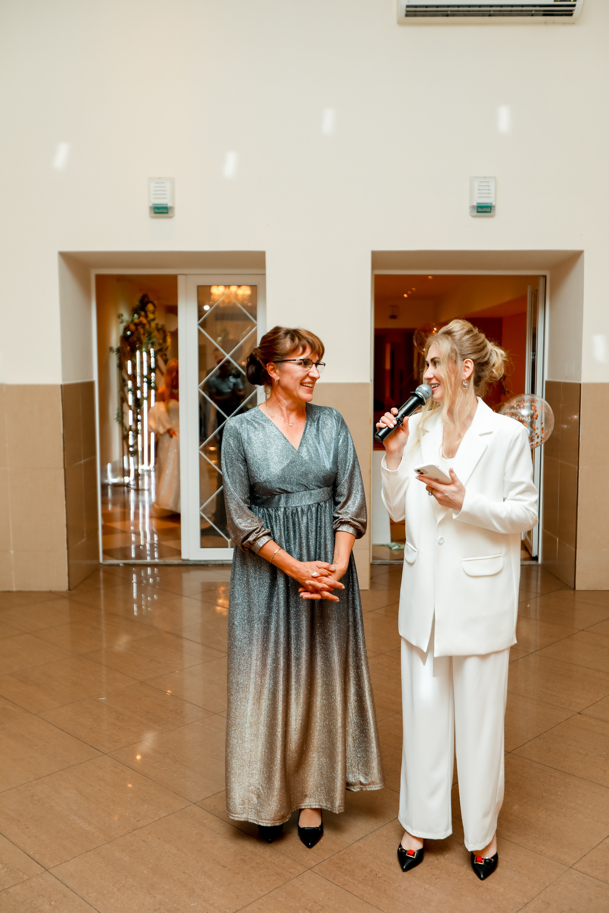 Даниил и Ангелина. Ведущий на свадьбу в Балашихе, Железнодорожном, Москве Евгения Гундер