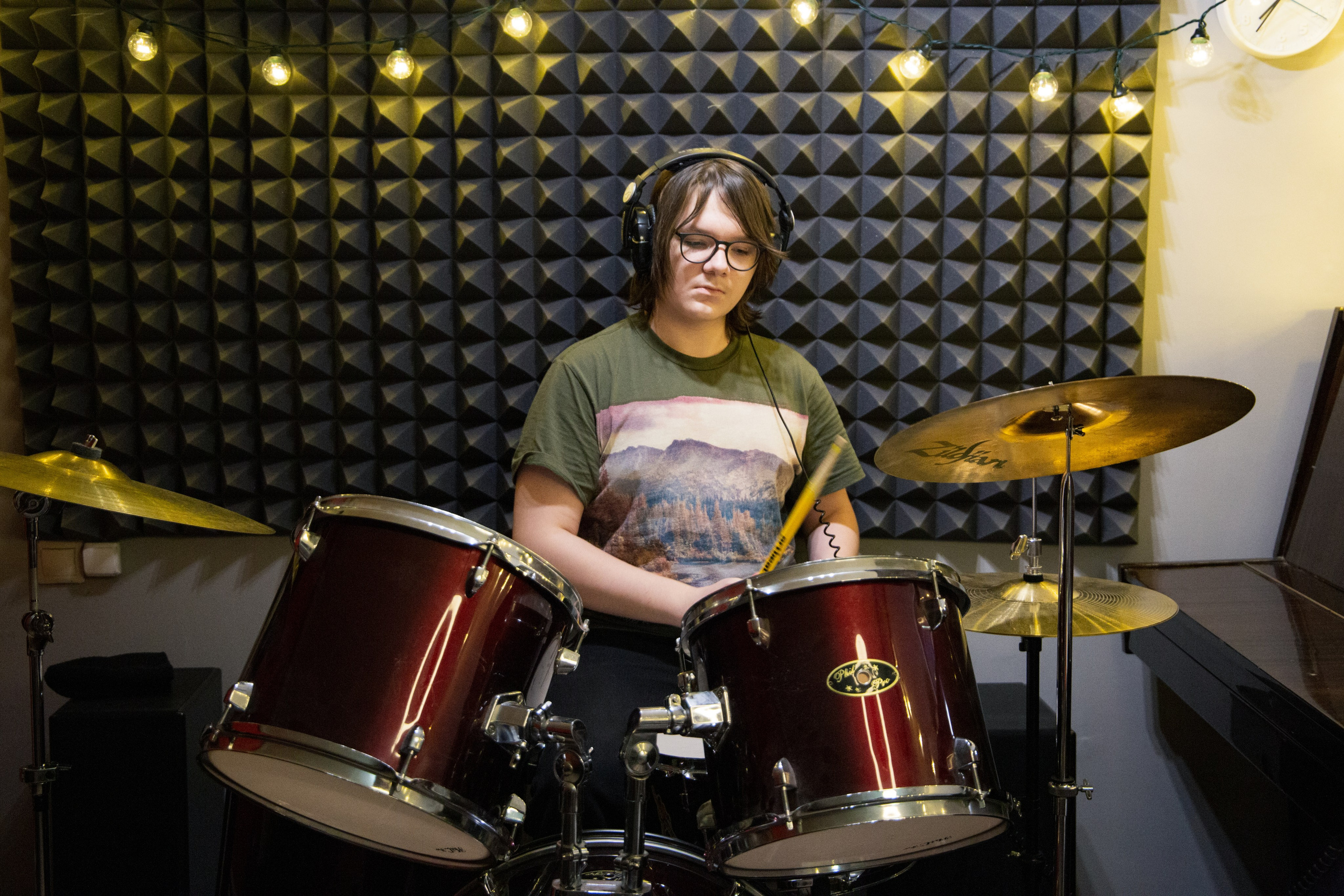 Мастер-класс в школе (барабан). Портретный фотограф в Москве Афанасьева Вера