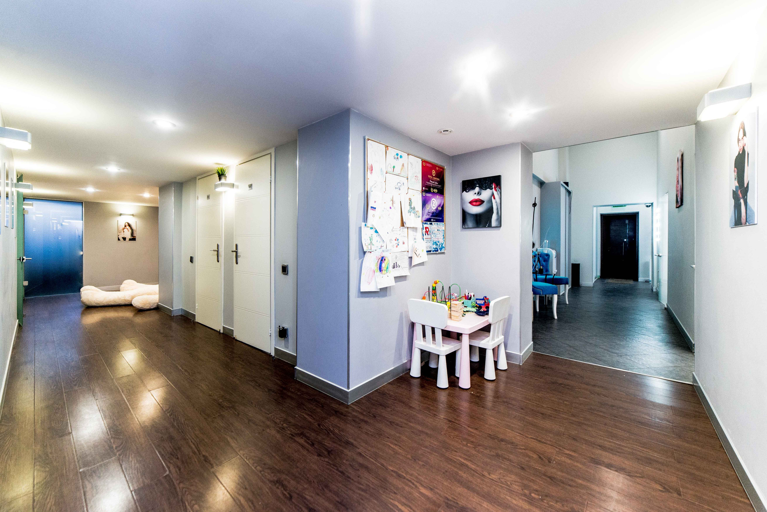 О нас. Студия перманентного макияжа, косметологии и массажа SYMMETRY в Москве, м. Киевская