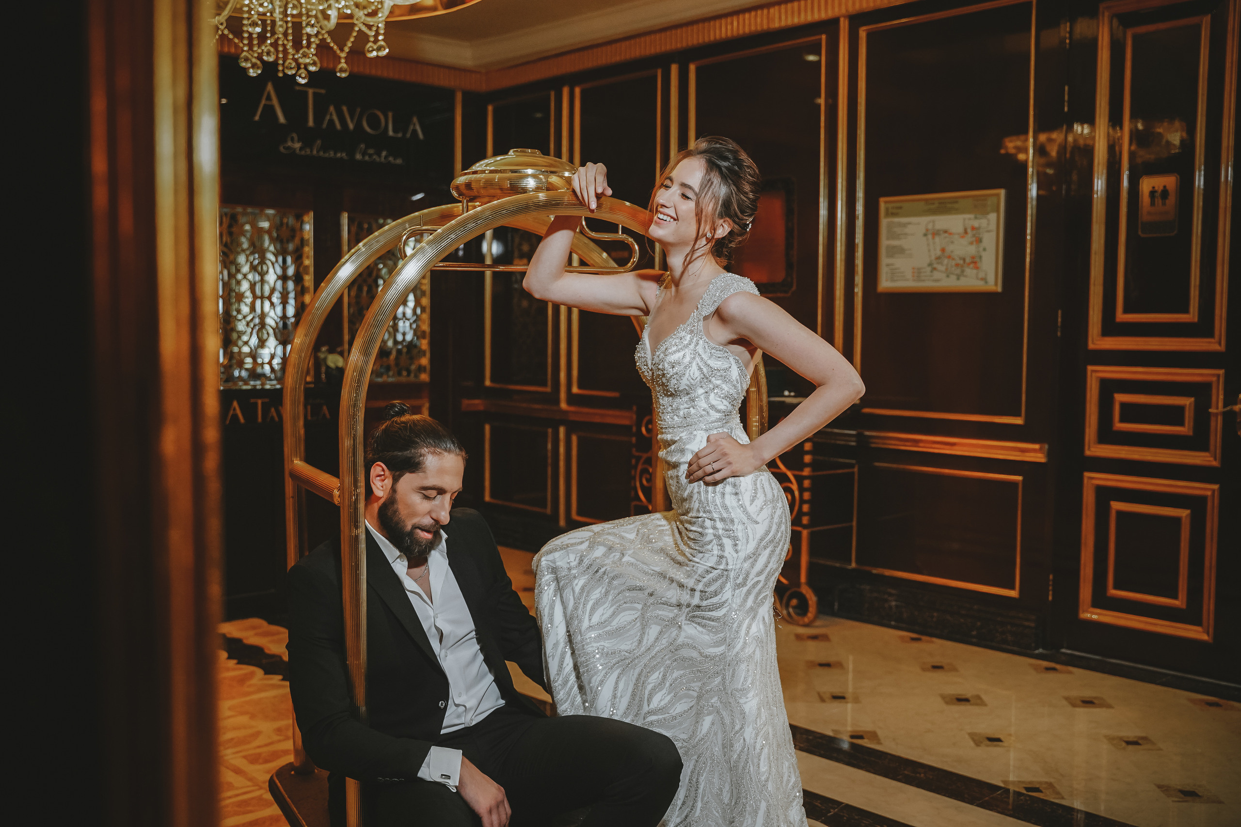 Свадебная фотосессия в St. Regensy Nikolskaya в Москве