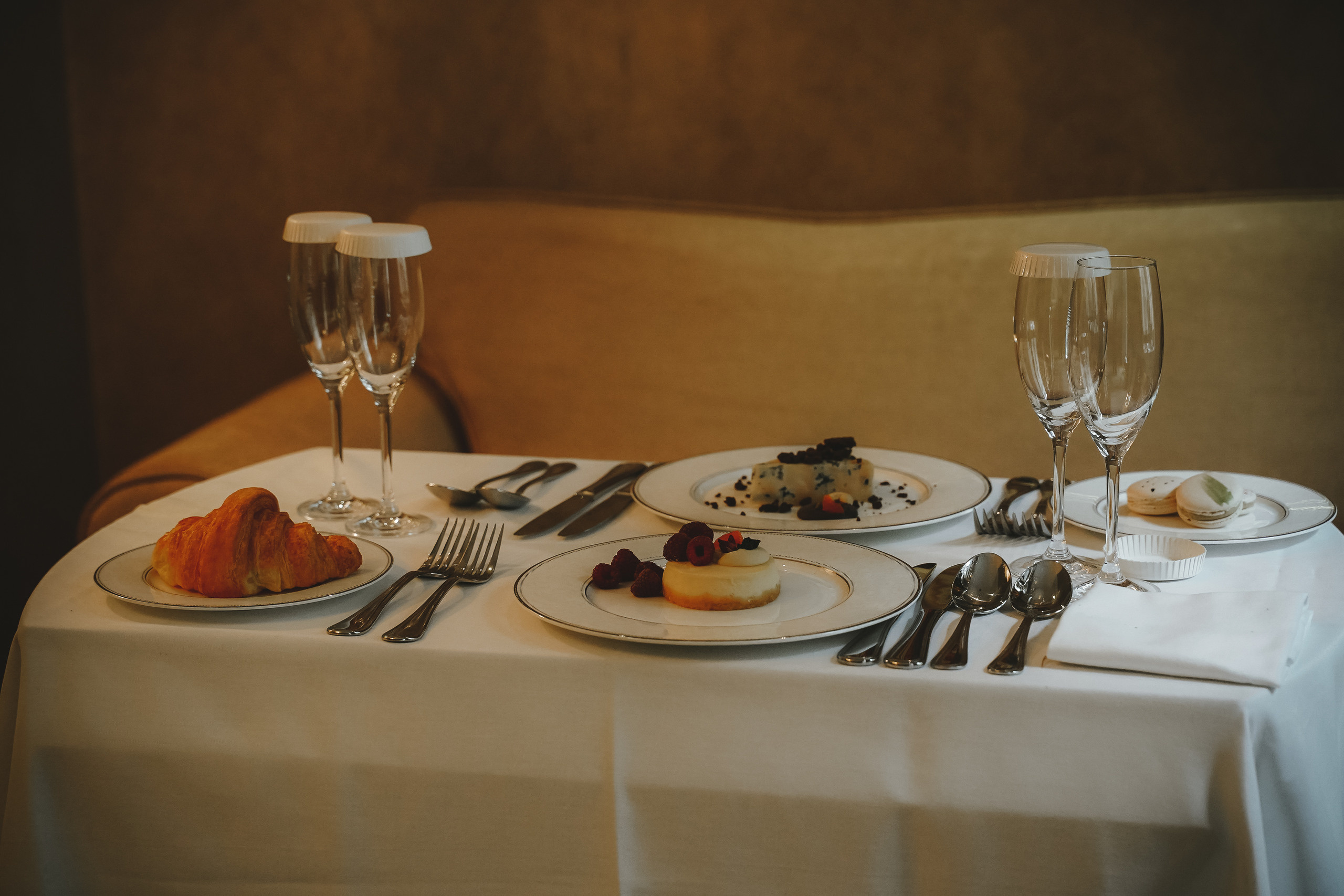 Свадебная фотосессия в St. Regensy Nikolskaya в Москве