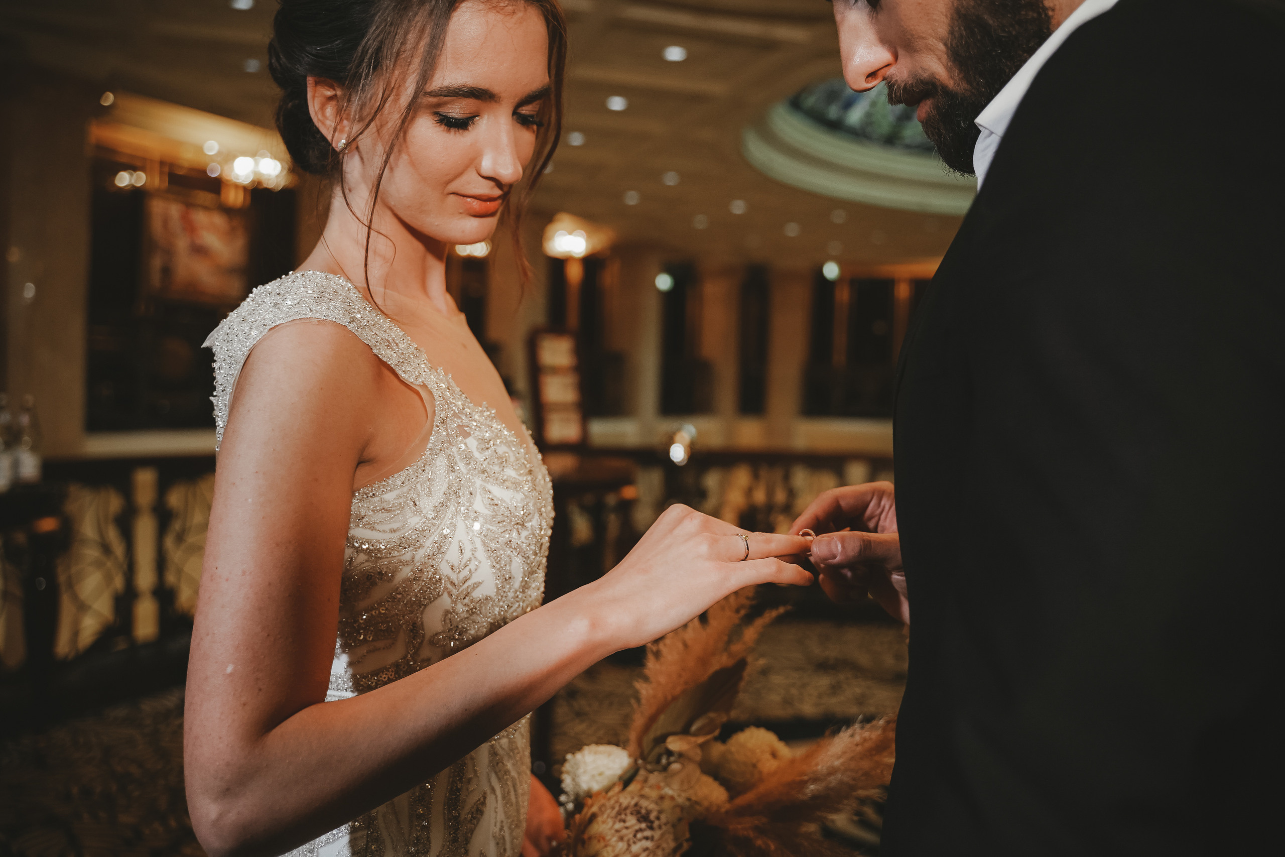 Свадебная фотосессия в St. Regensy Nikolskaya в Москве