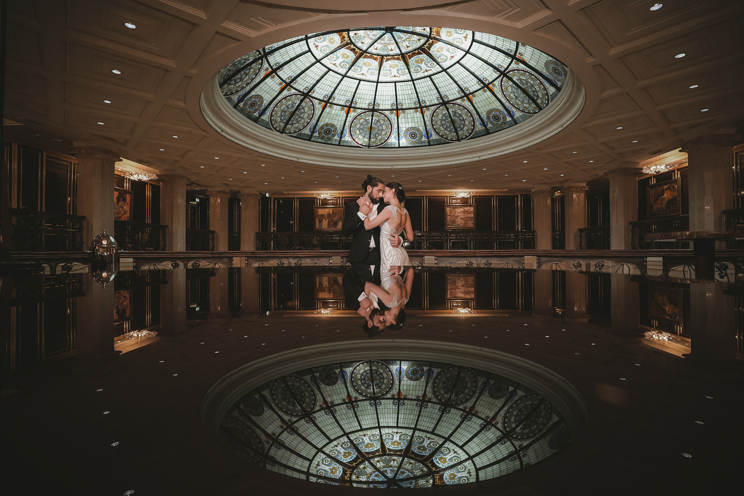 Свадебная фотосессия в St. Regensy Nikolskaya в Москве