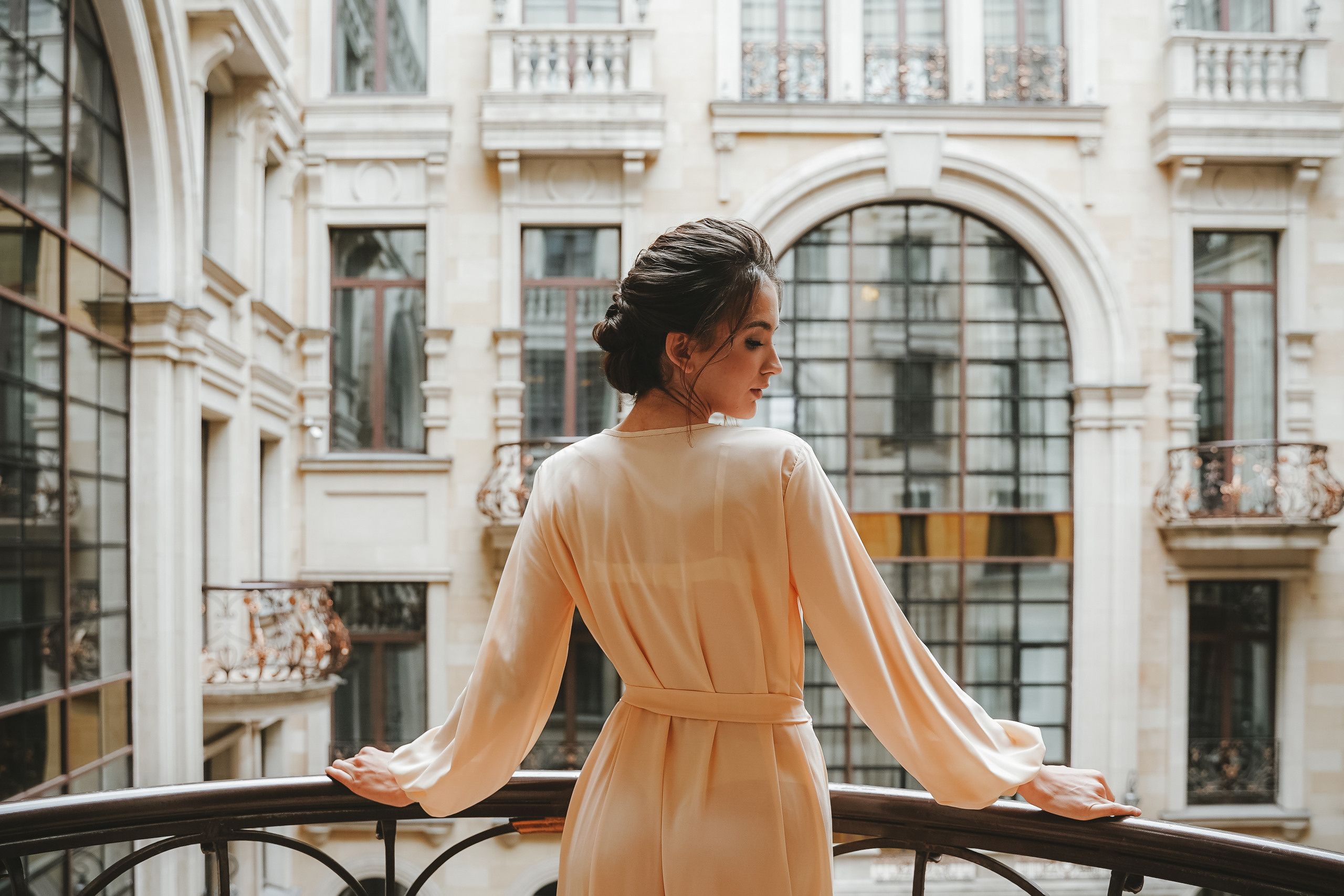 Свадебная фотосессия в St. Regensy Nikolskaya в Москве