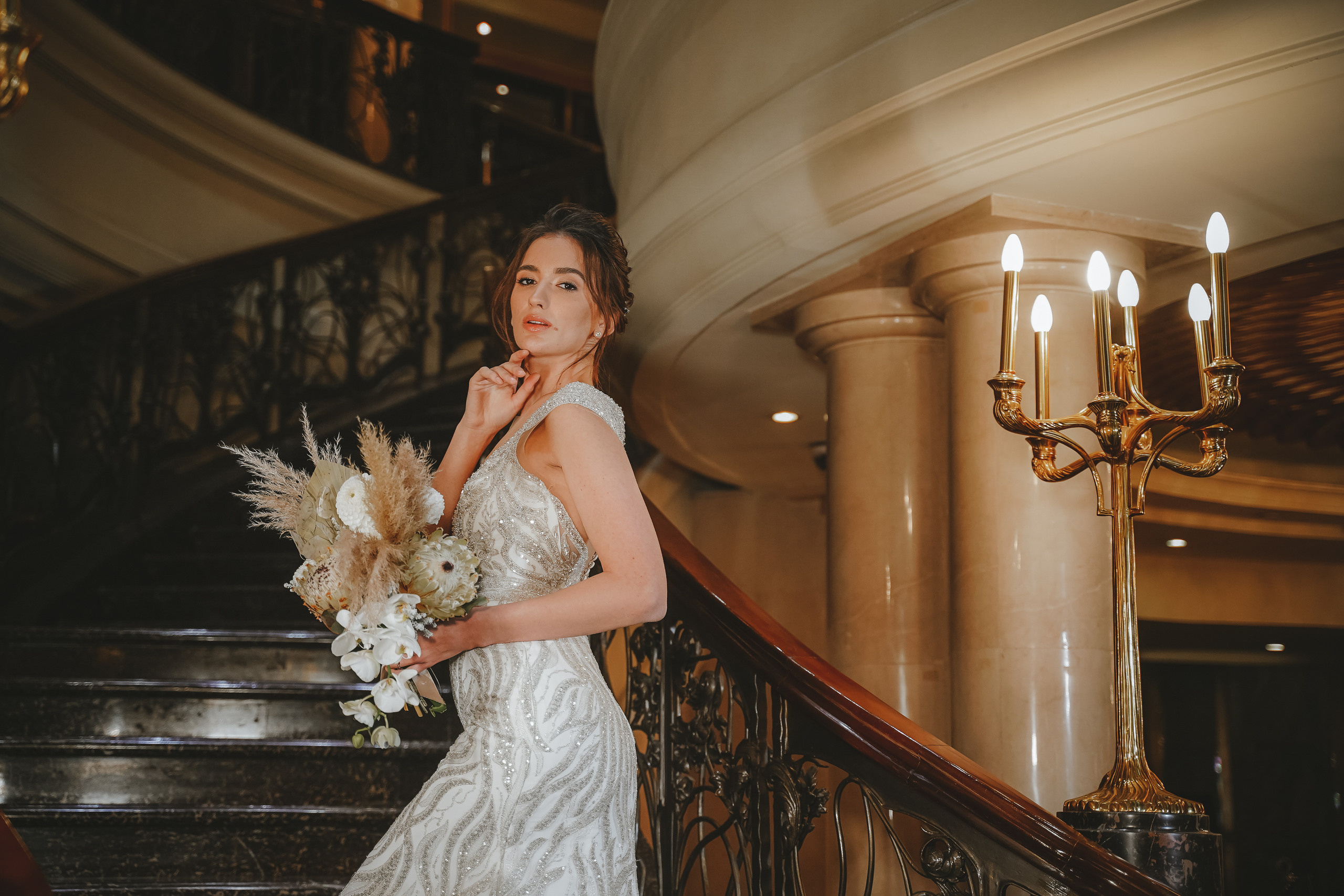 Свадебная фотосессия в St. Regensy Nikolskaya в Москве