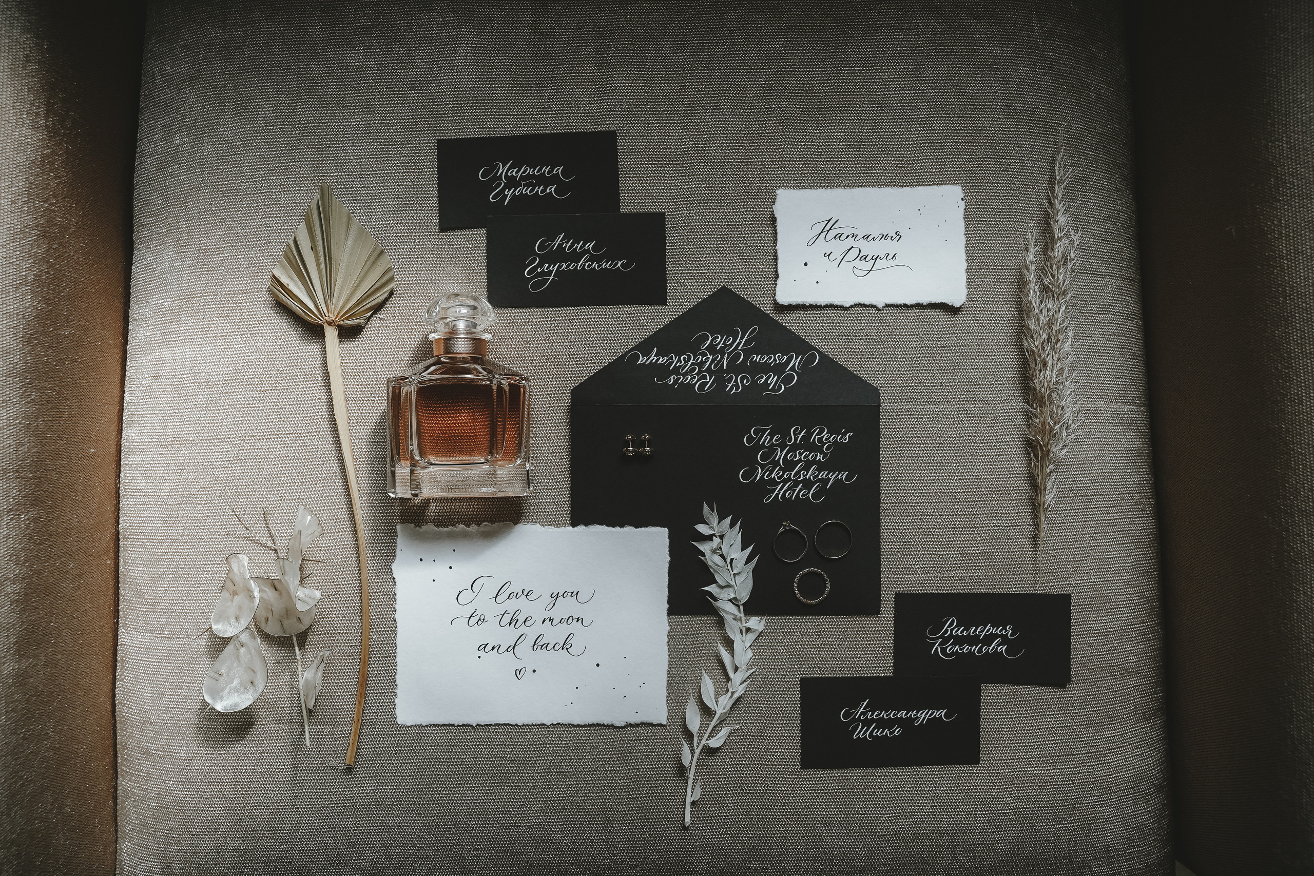 Свадебная фотосессия в St. Regensy Nikolskaya в Москве