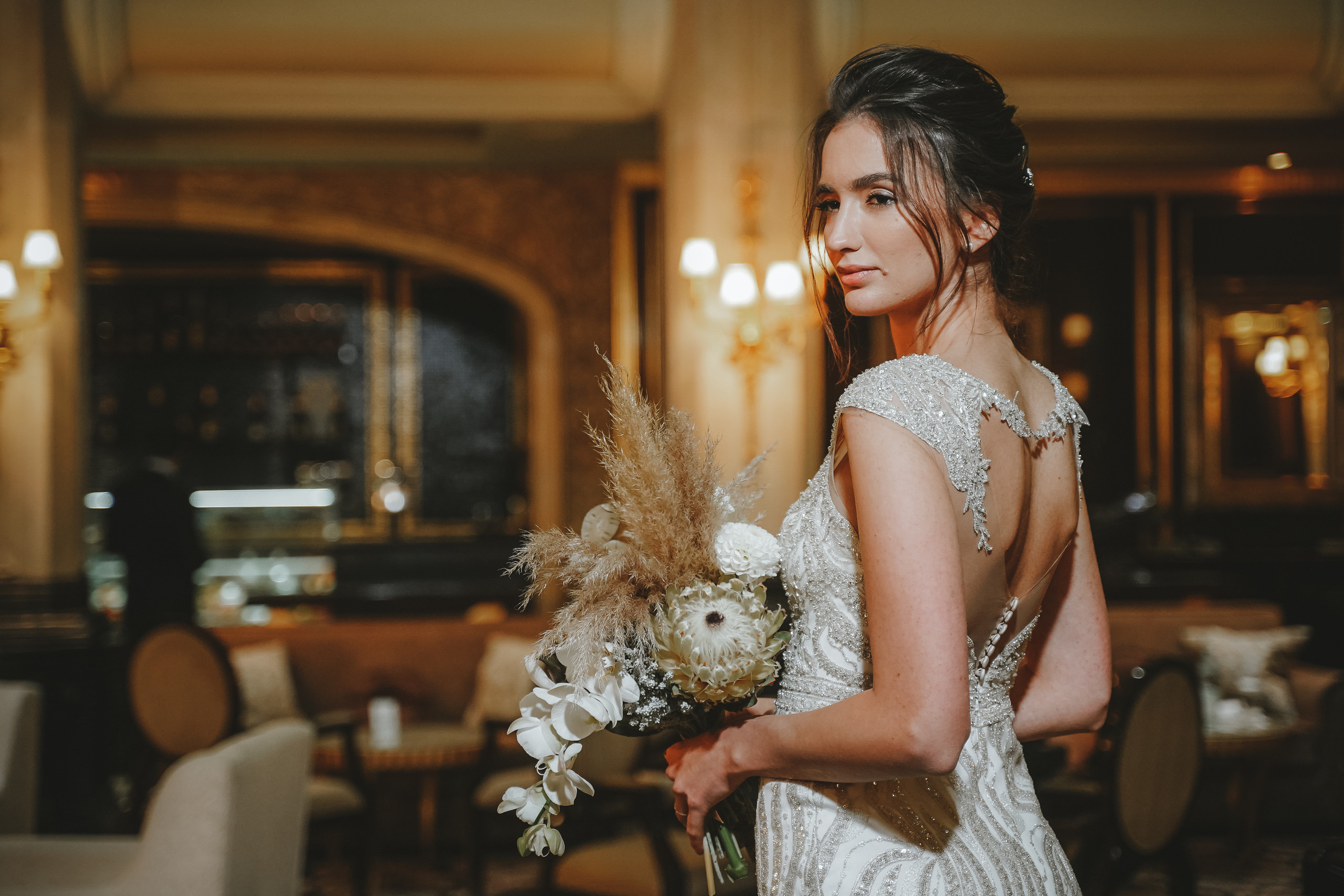 Свадебная фотосессия в St. Regensy Nikolskaya в Москве