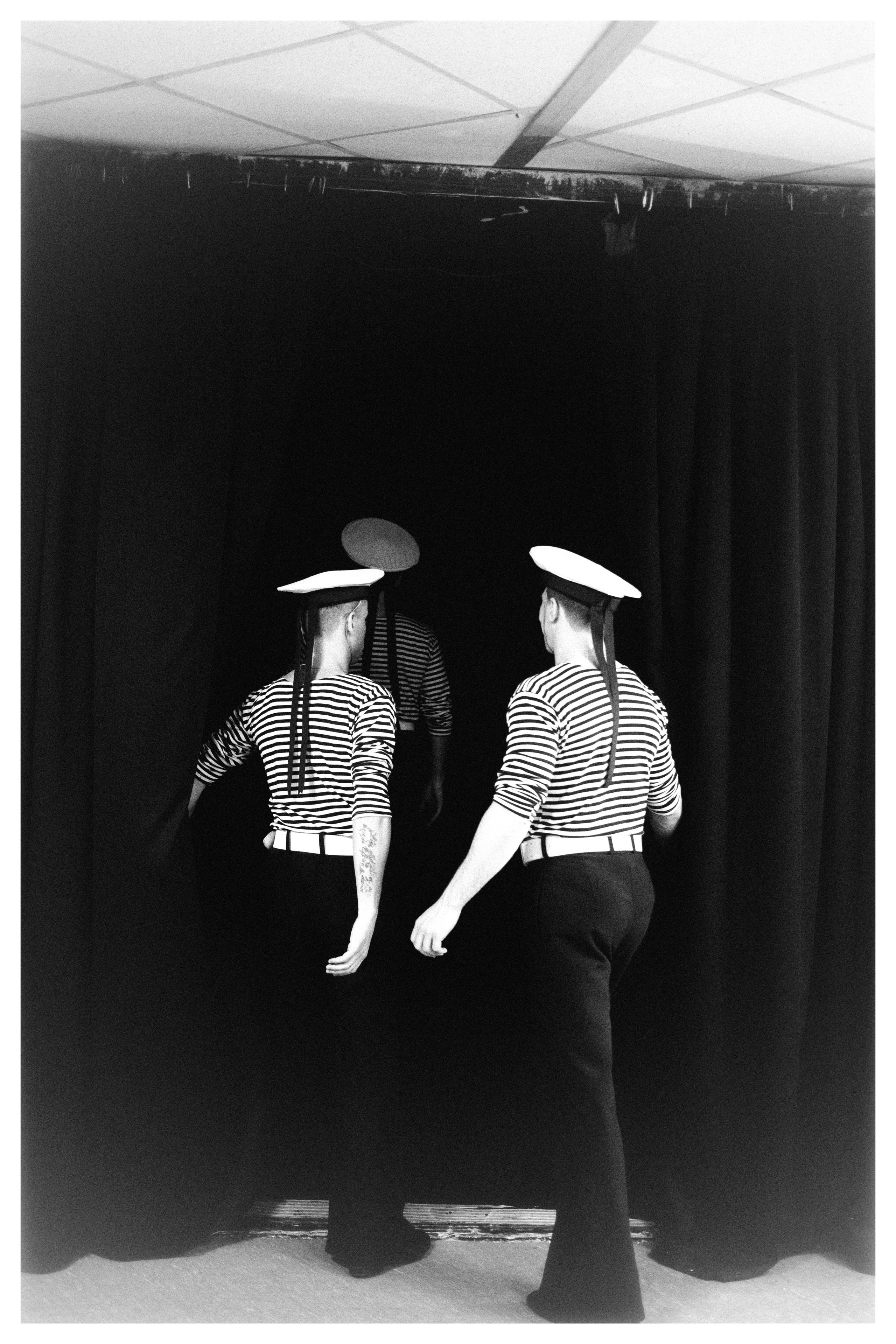 Theatre backstages. Portrait and backstage photographer Nina Crane