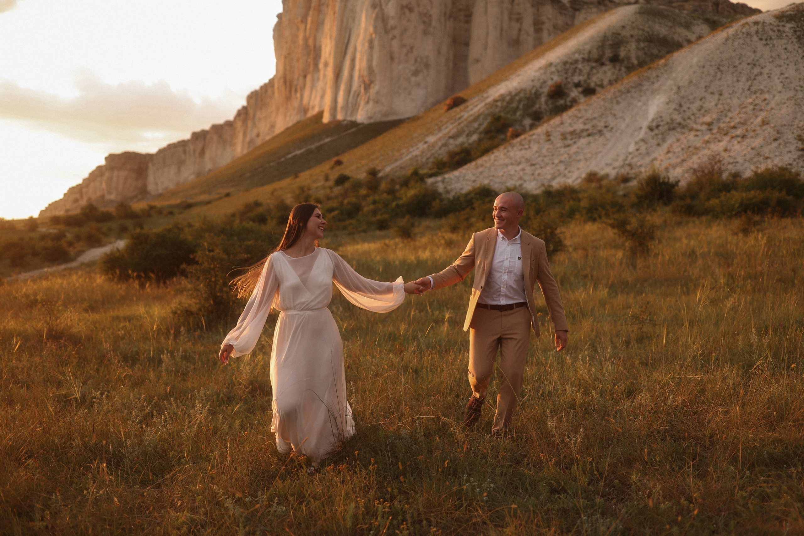 У Белой скалы. Фотограф в Севастополе и Крыму Артем Волобуев