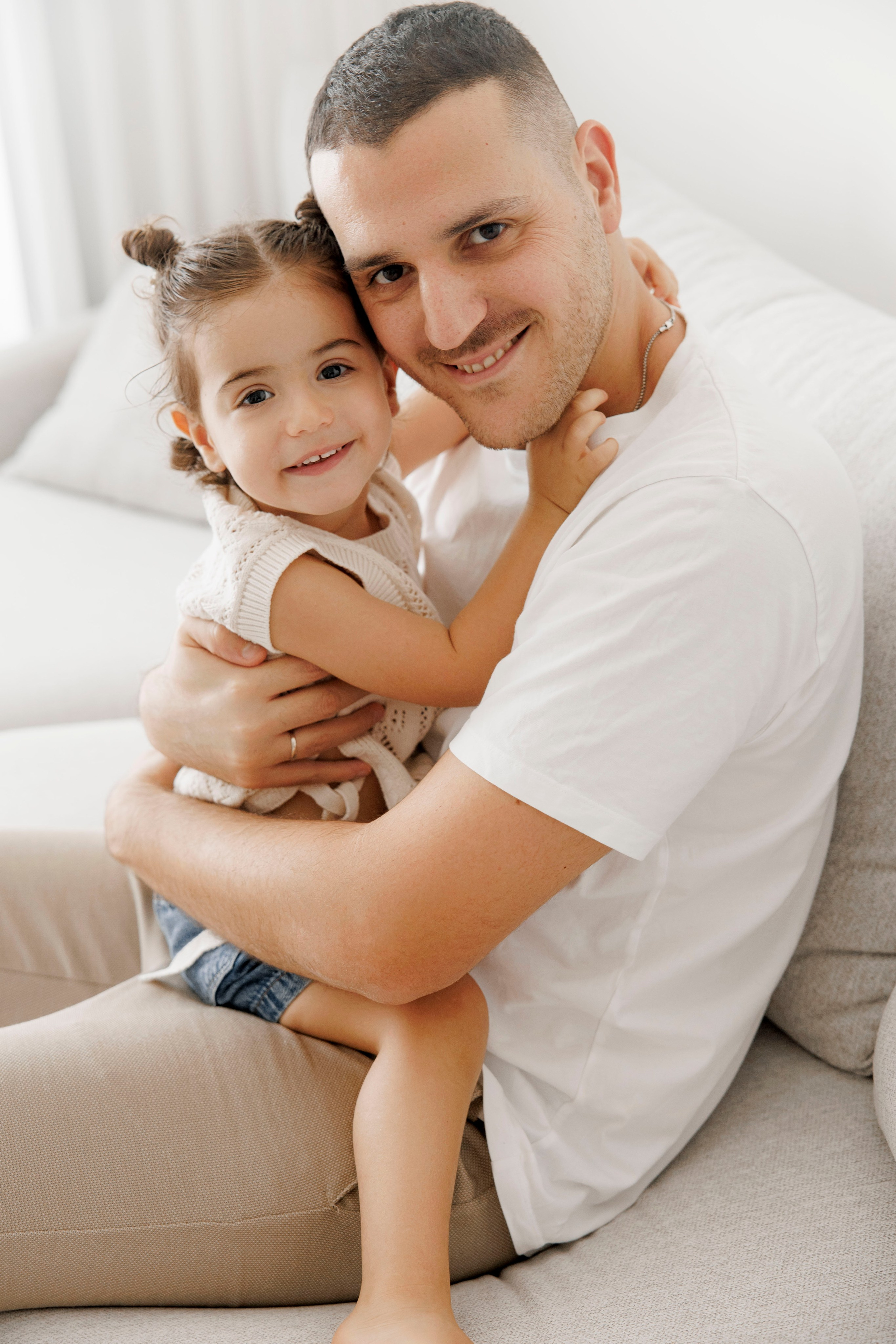 Family photoshoot at home. Главная