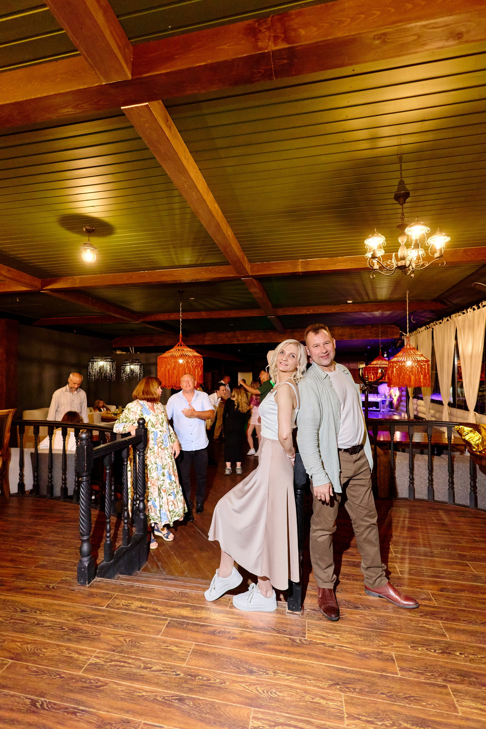 Выпускной 35 Сош. Фотограф Выпускные альбомы Таганрог Сергей Коробченко