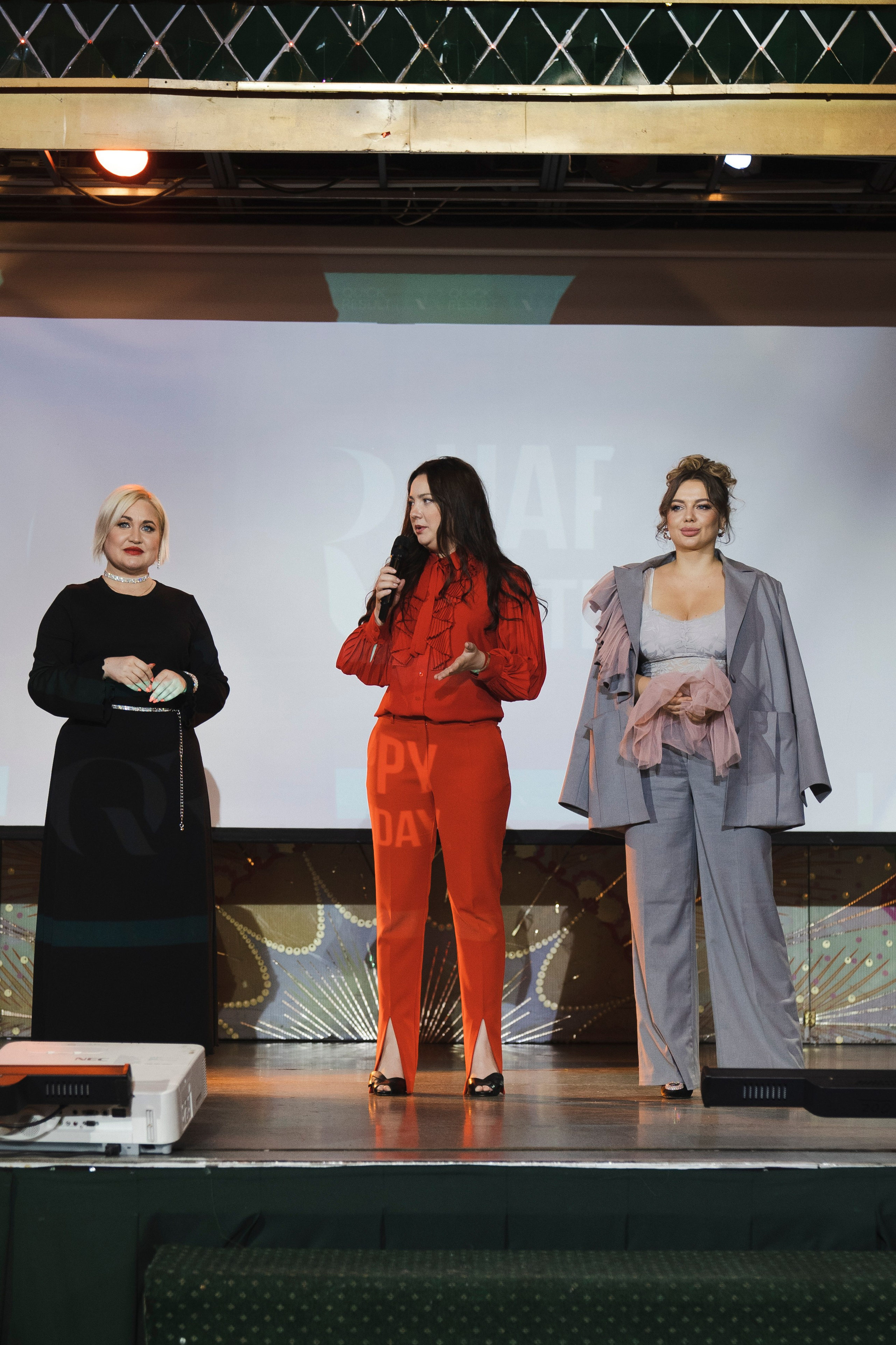 Ресторан Ярь / День рождение QR. Свадебный фотограф в Москве Кристина Чехова