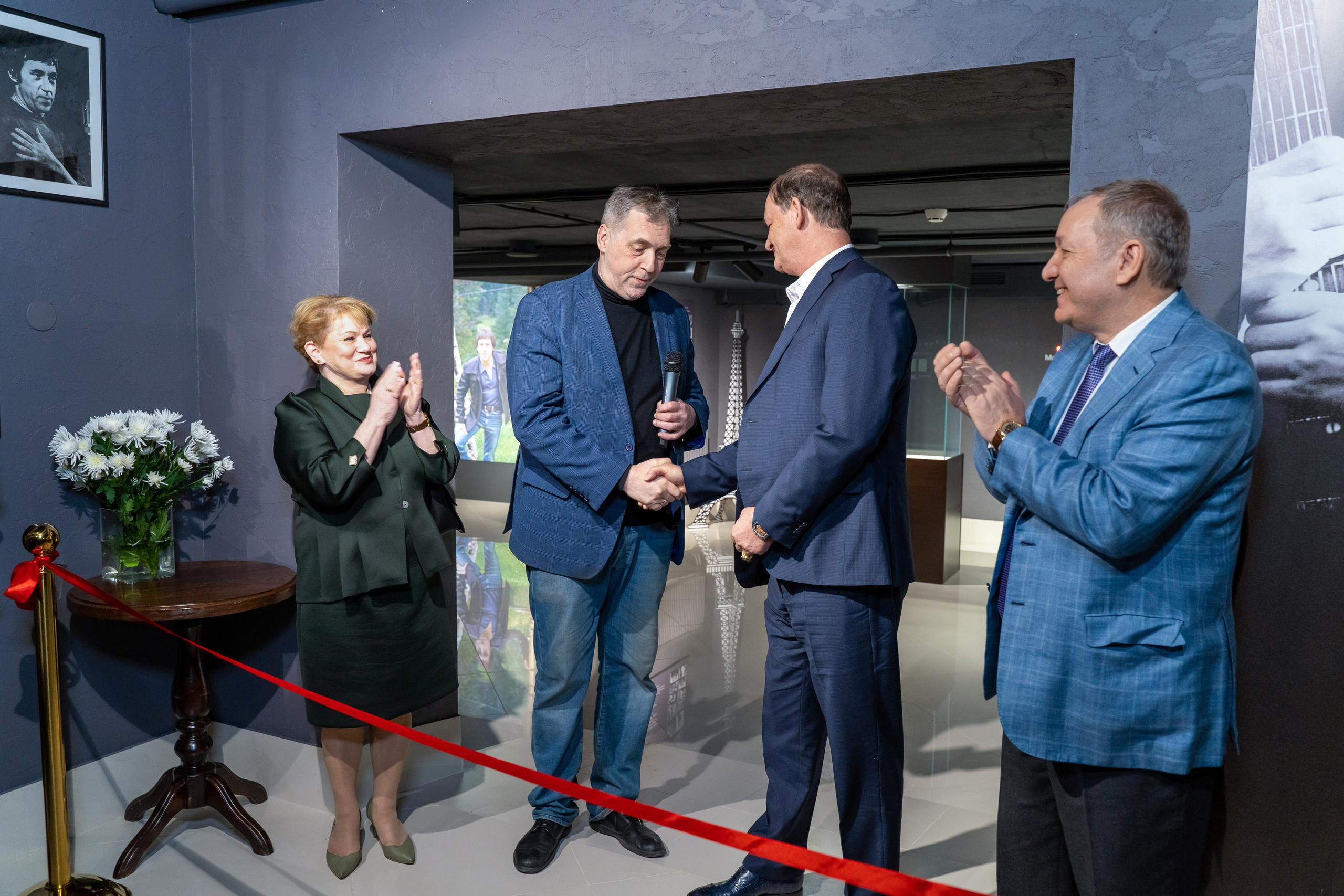 Открытие нового зала в музее Владимира Высоцкого. Фотограф в Екатеринбурге Юрий Кутаев