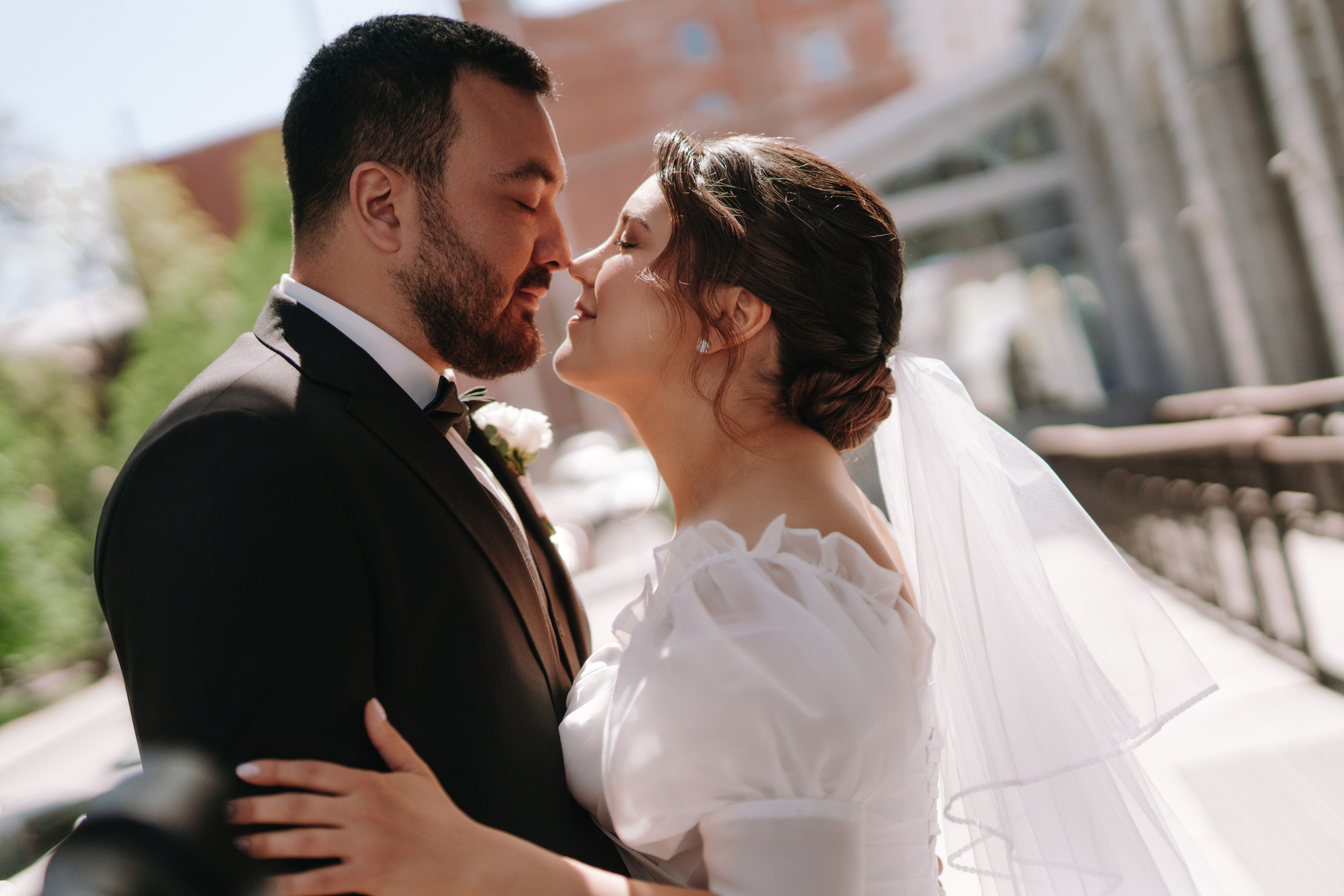 Свадебная фотосессия Радика и Дианы — Уфа, Nesterov Plaza, ЖК Империал, Президент Отель, шатёр М5