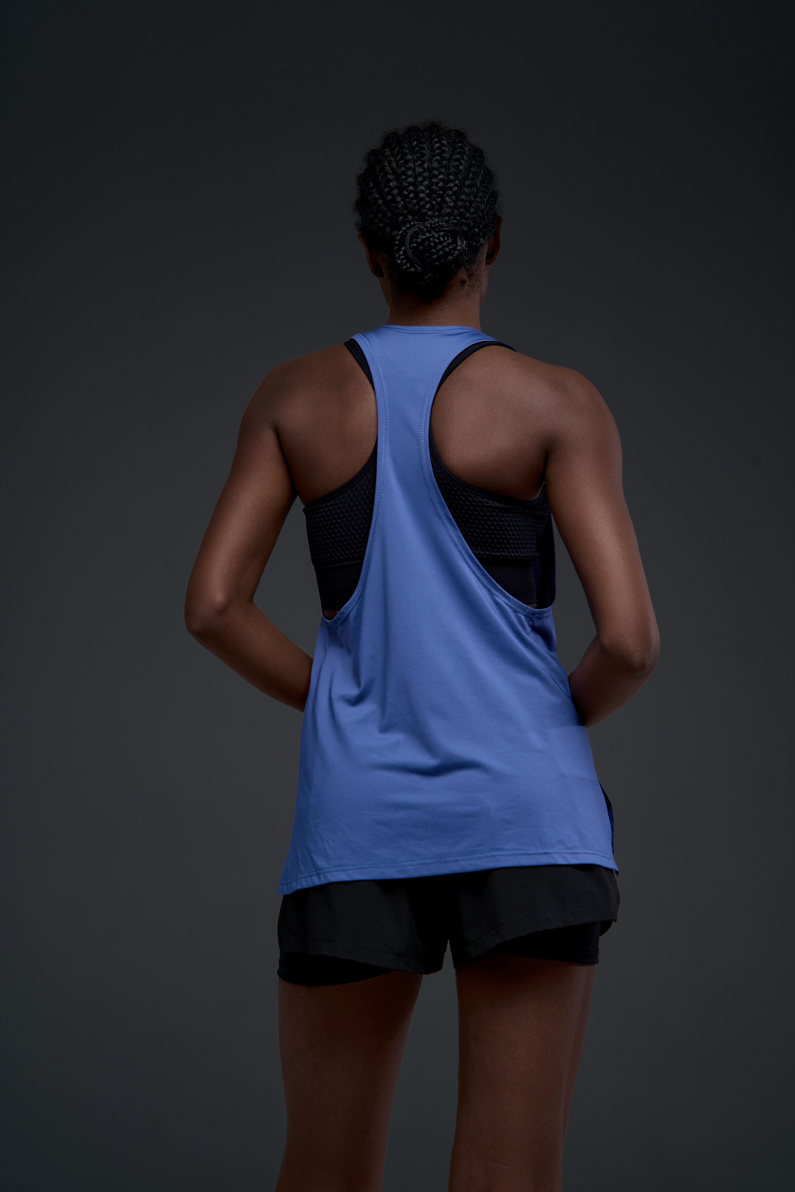 Спортивные футболки. Фотограф для маркетплейсов в Москве