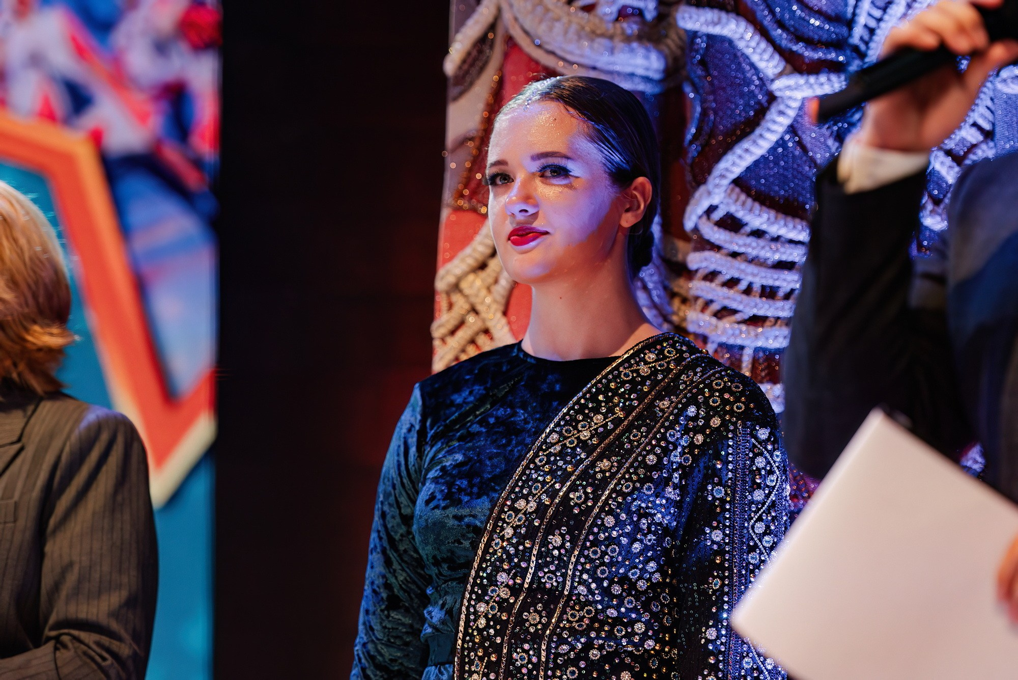 Отчетный концерт Образцового коллектива Алтая театра эстрадной песни «Созвездие». Свадебный и репортажный фотограф Никита Сницарев в Барнауле