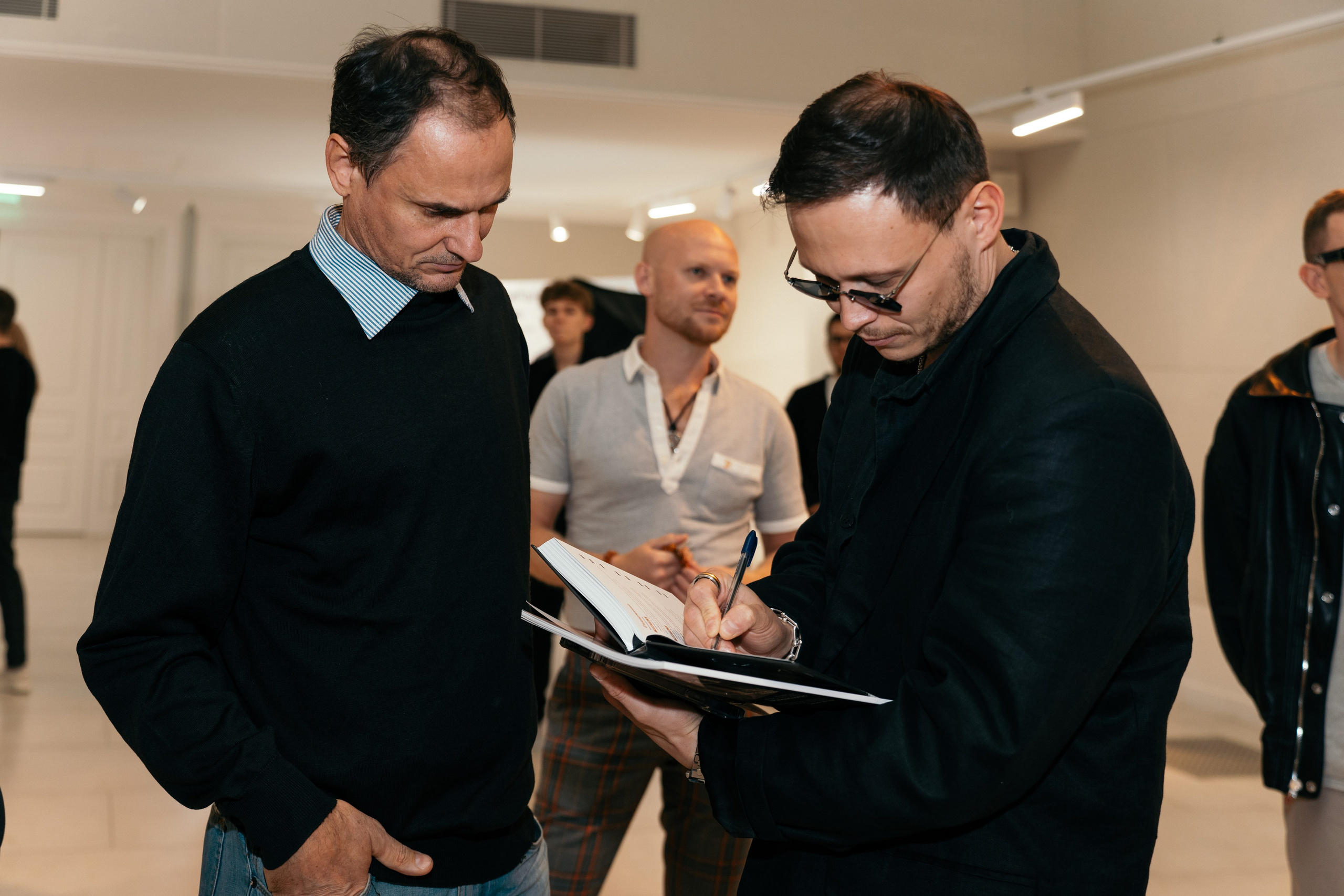 METOD Conf. Я занимаюсь событийной, свадебной, товарной, студийной… фотографией