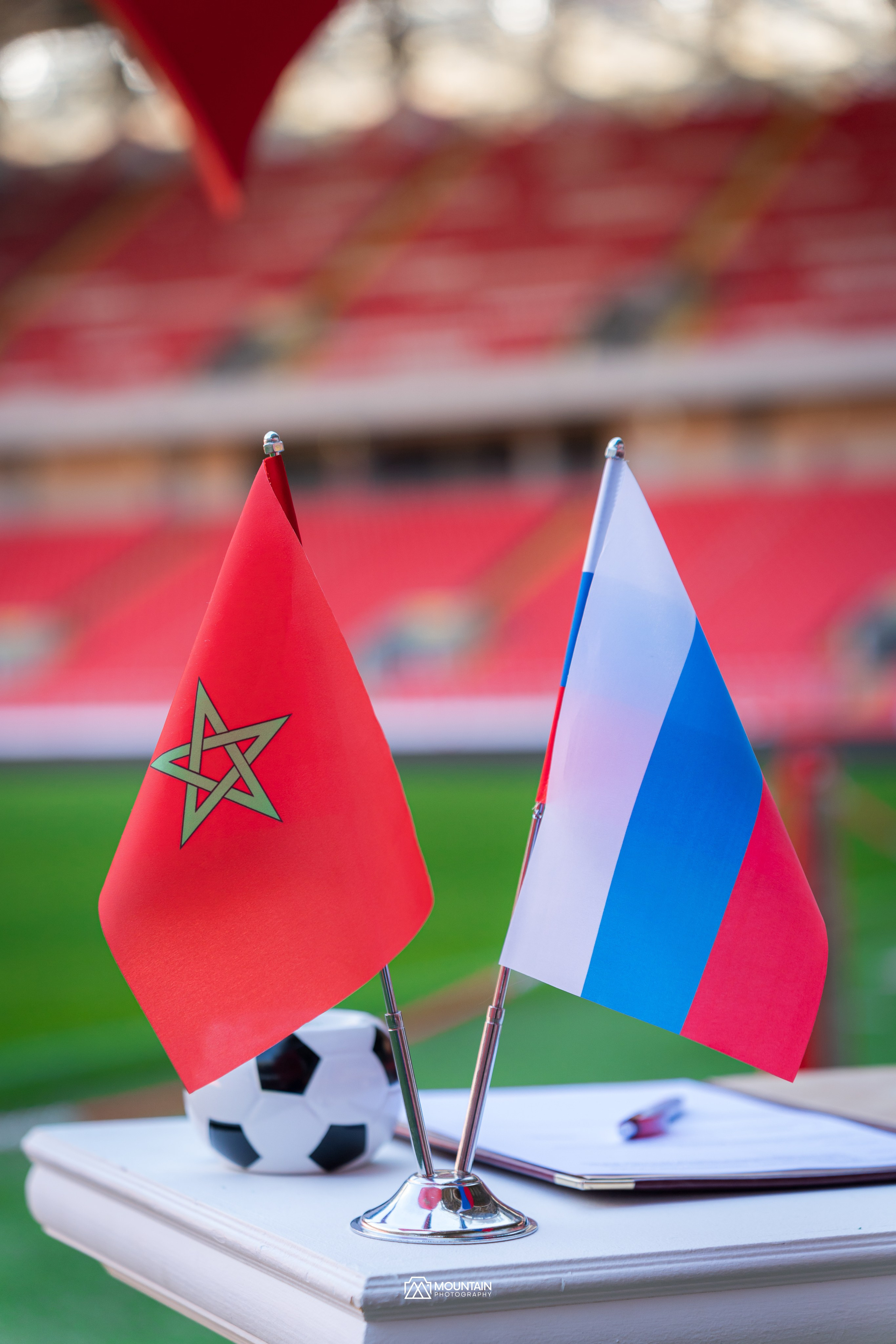 Abdelhalim and Anastasia. Photographer based in moscow Peter Tchana