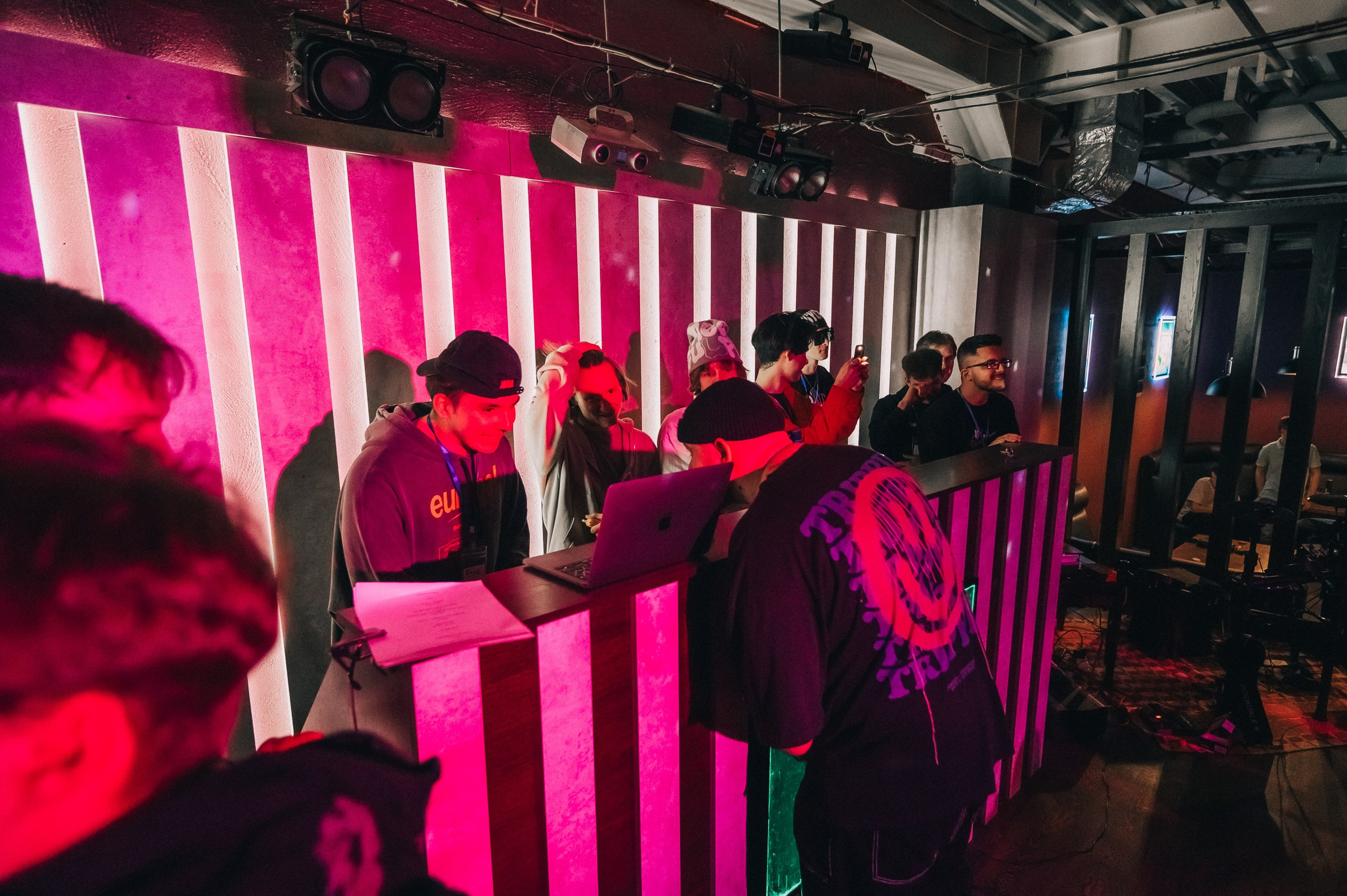 8 MARCH WOMENS DAY PARTY. Фотограф в Кемерово Владислав Шульц