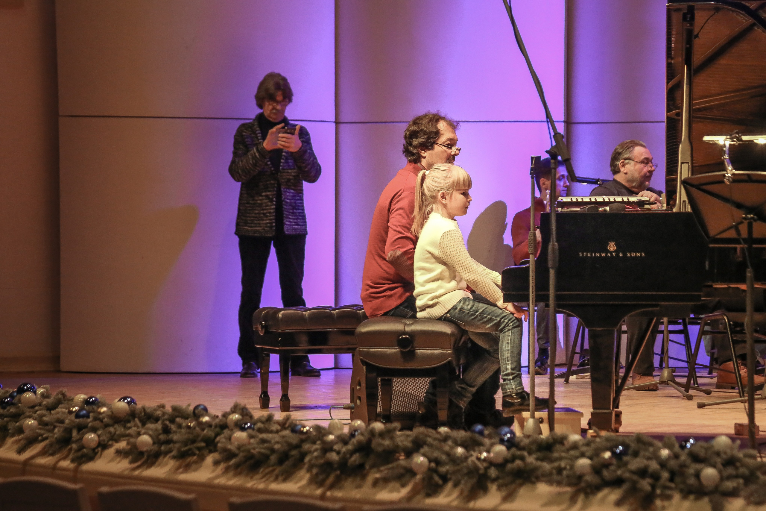 Концерт в Старый Новый год. Дарья Письменюк / Darya Leitstern — фотограф, музыкант, журналист, путешественник