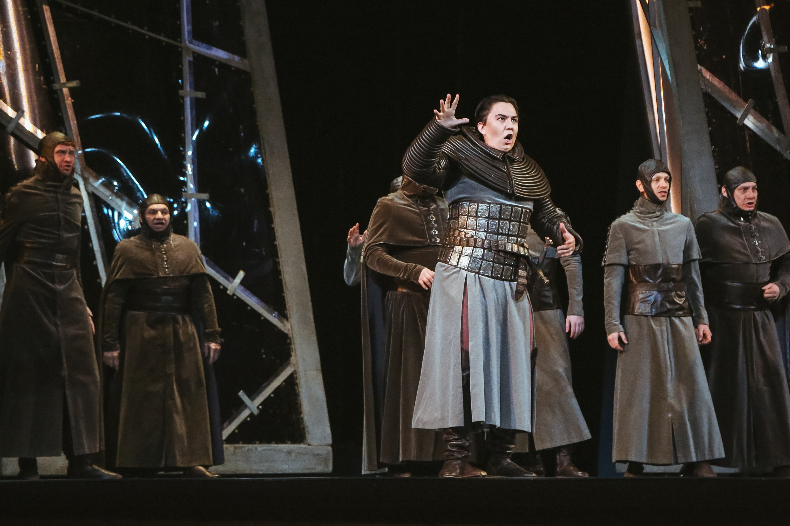 «Трубадур» Верди в Новой опере. Дарья Письменюк / Darya Leitstern — фотограф, музыкант, журналист, путешественник