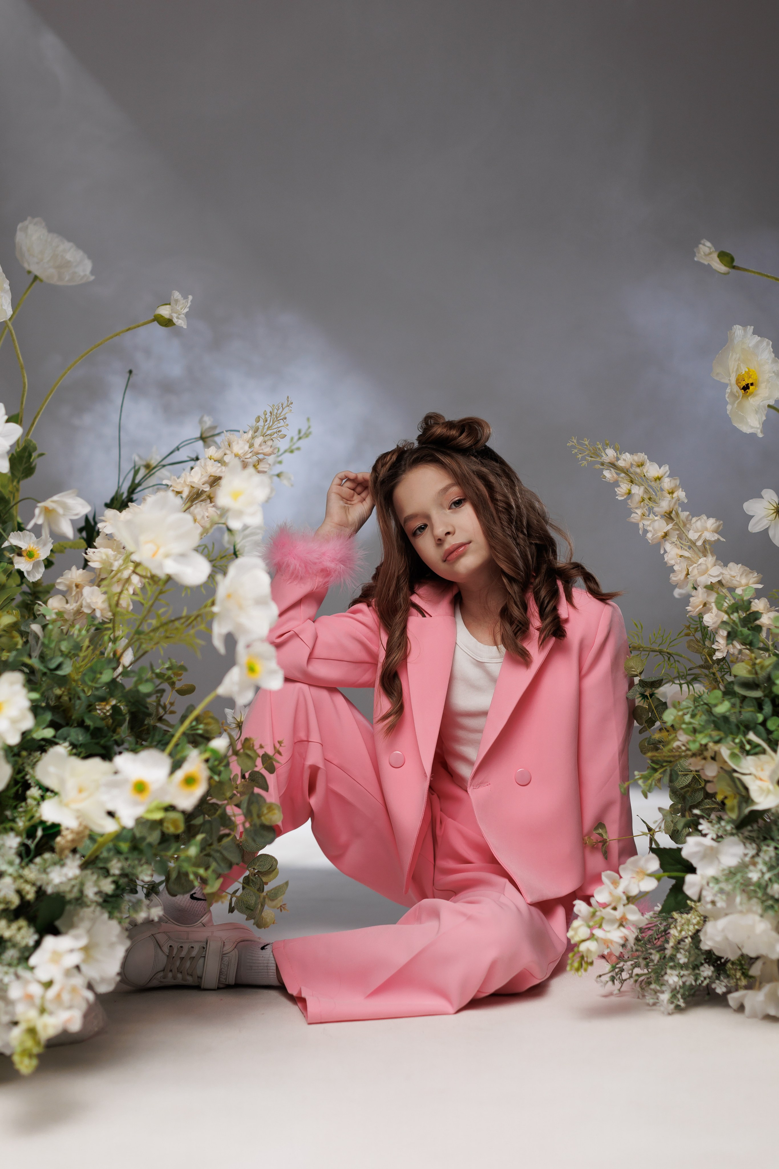 Съемка с цветами для модельного агентства. Анна Демидец — фотограф и маркетолог в Новошахтинске, Шахтах и Ростове-на-Дону