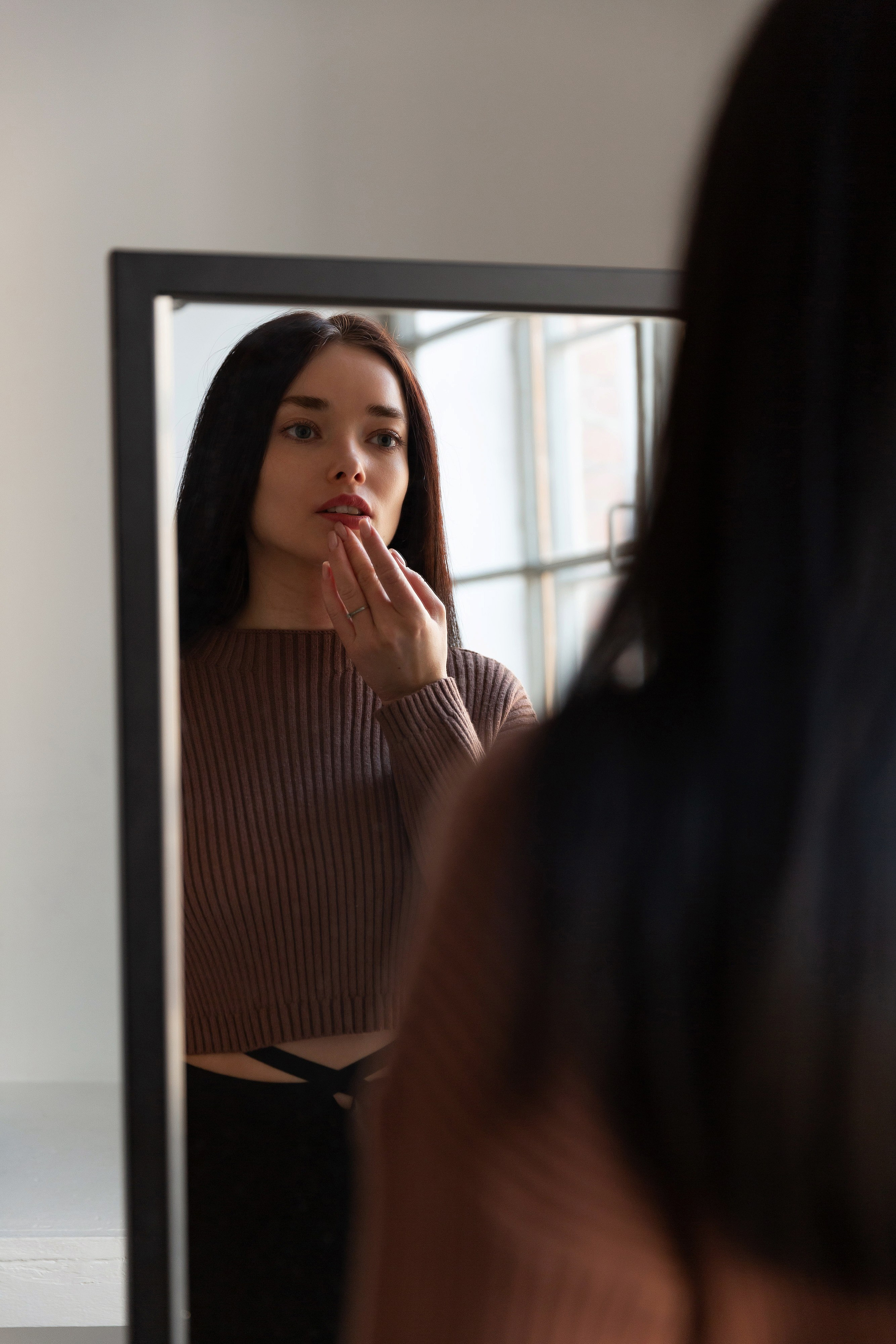 Фотосессия девушки с тюльпанами. Свадебный и портретный фотограф в Санкт-Петербурге Надежда Чечулина